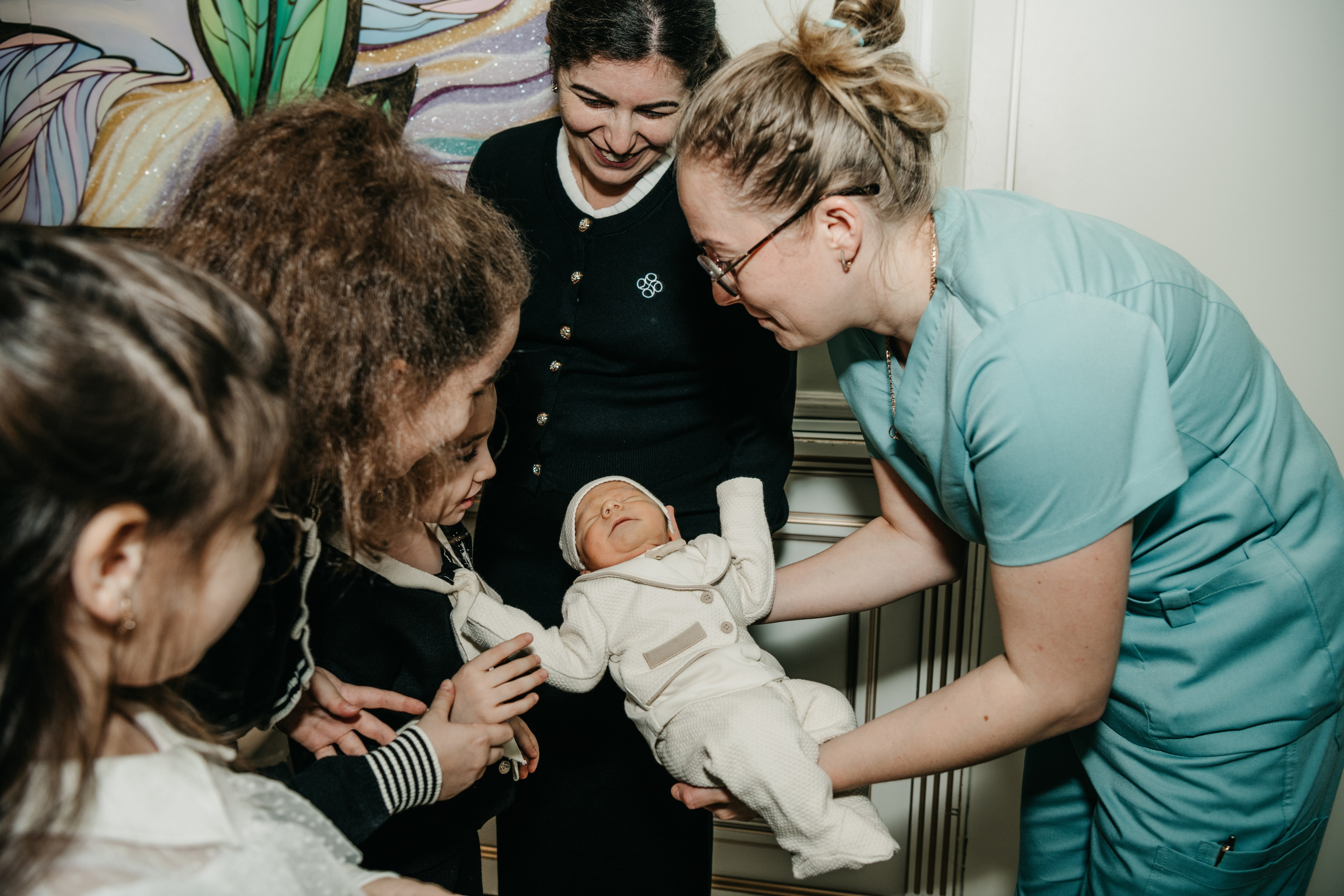 Выписка Вигена. Перинатальный центр в Балашихе. Фотограф на выписку из роддома в Москве и МО