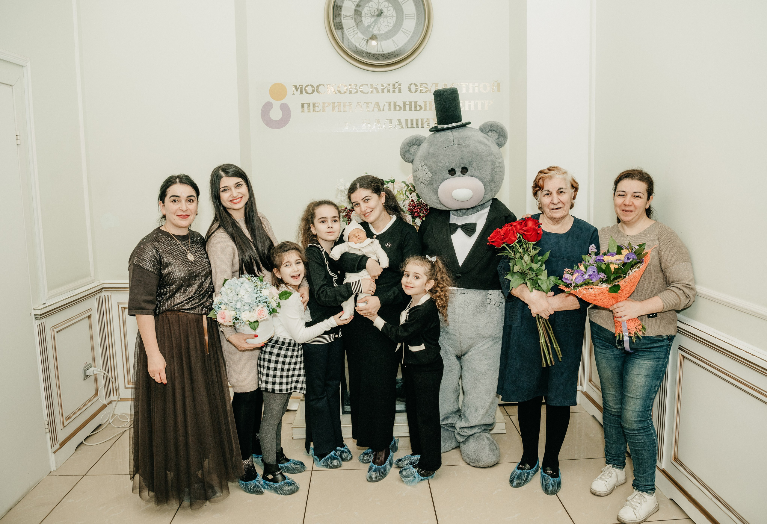 Выписка Вигена. Перинатальный центр в Балашихе. Фотограф на выписку из роддома в Москве и МО