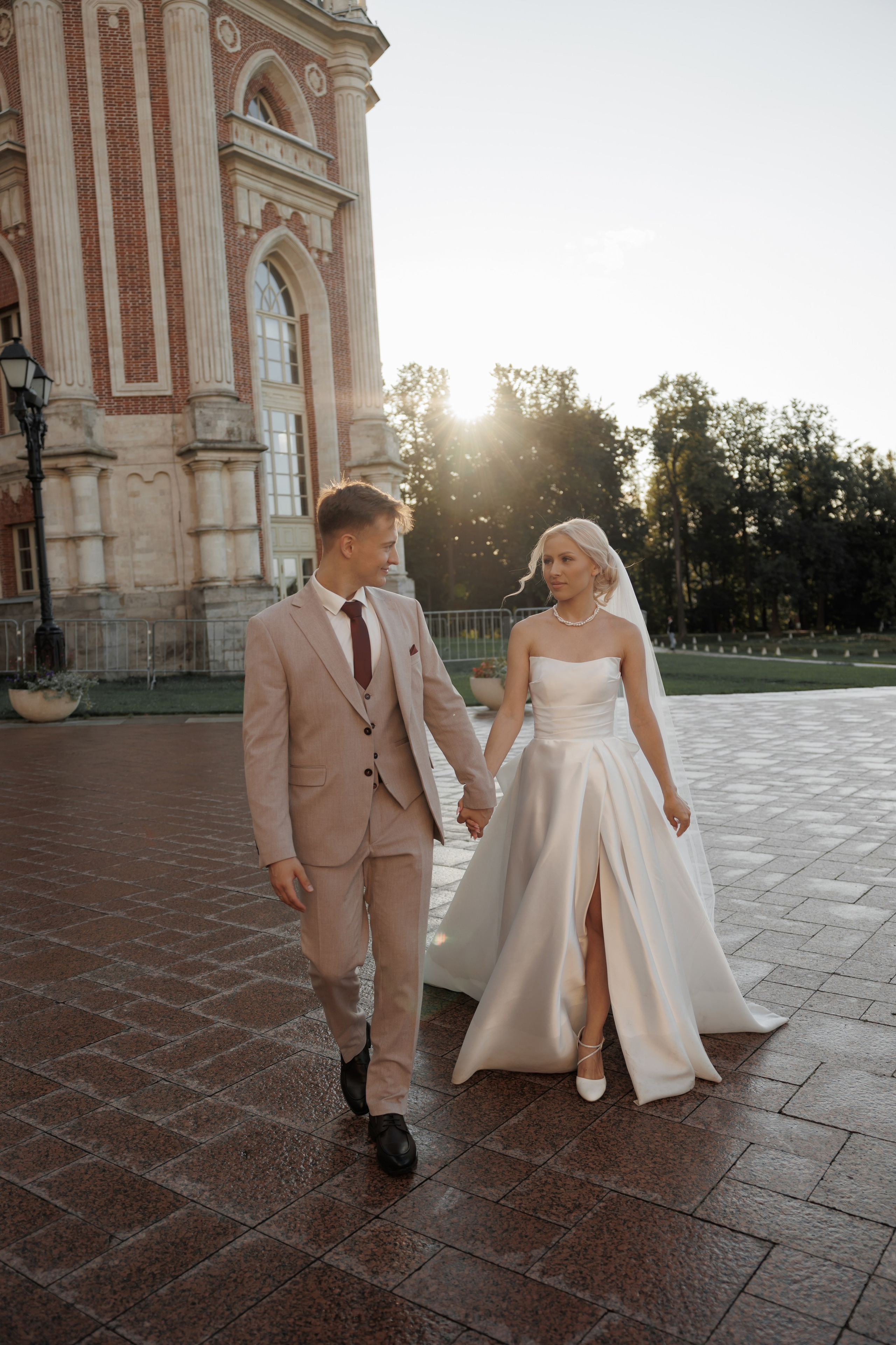 Отель «Милан», Шипиловский ЗАГС, прогулка в парке Царицыно. Свадебный и репортажный фотограф (Москва, Королев и другие)