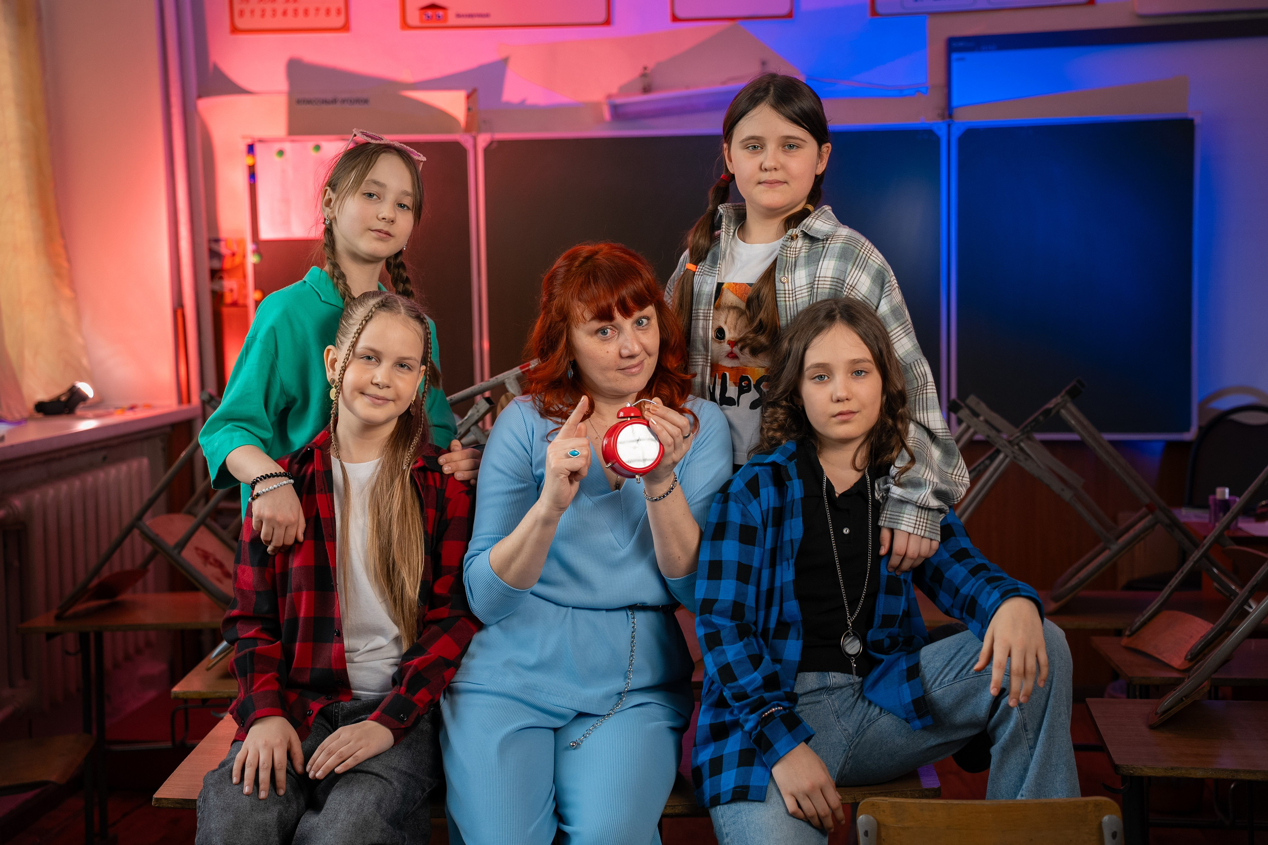 В школе (4Д). Главная