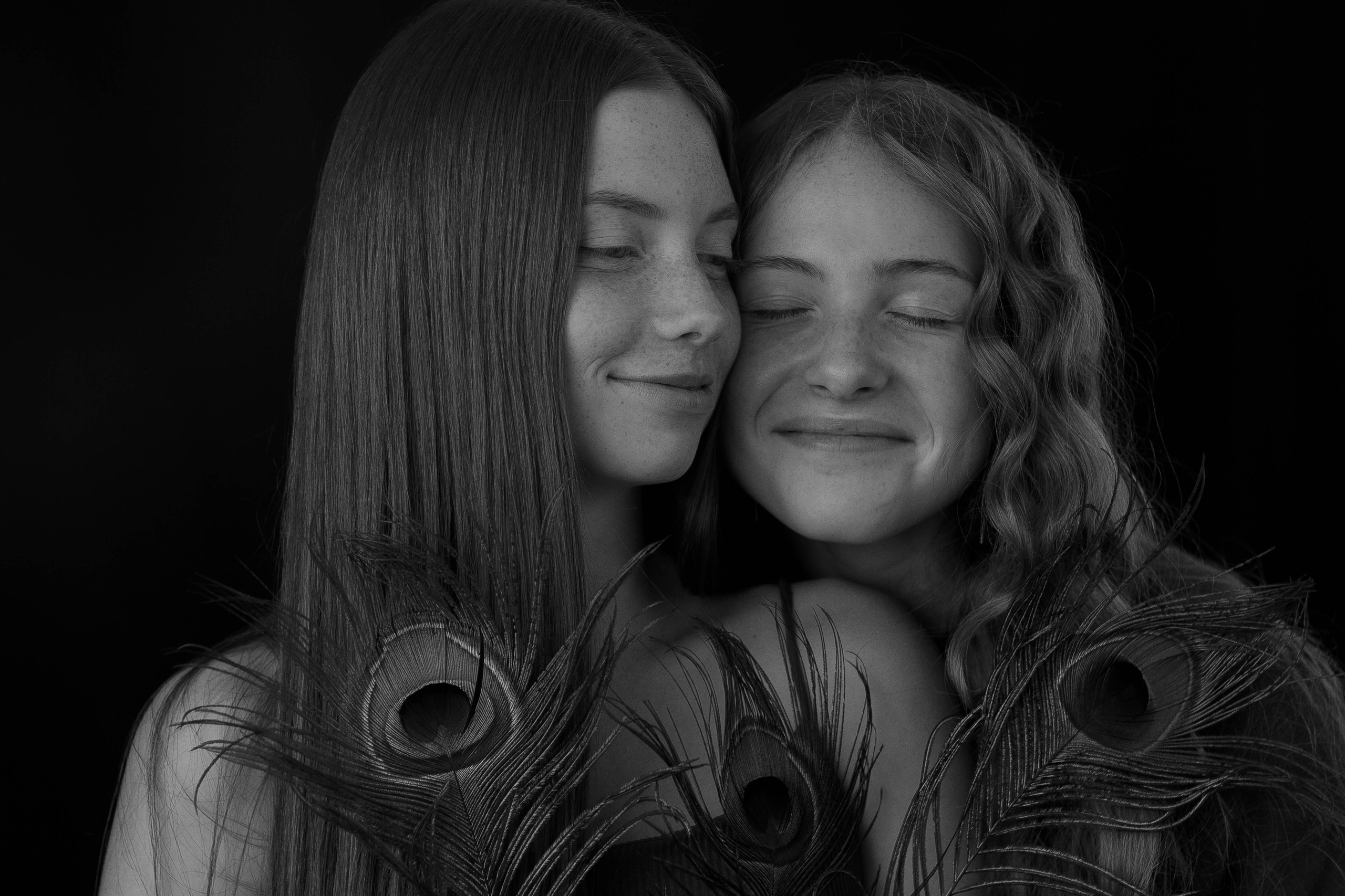 Дарья и Александра. Женский фотограф Татьяна Ветер. Работаю в Волгограде