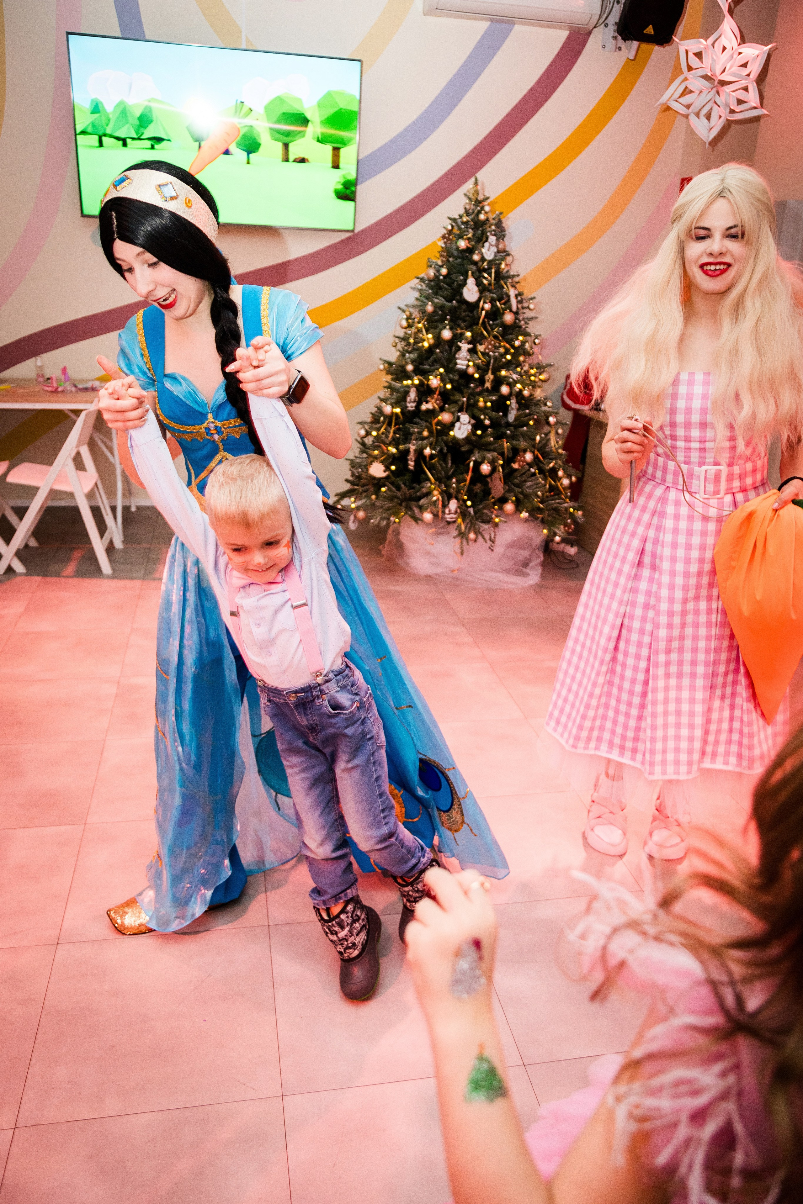 Маше 5 лет. Детский фотограф видеограф в Хабаровске Михаил Орлов