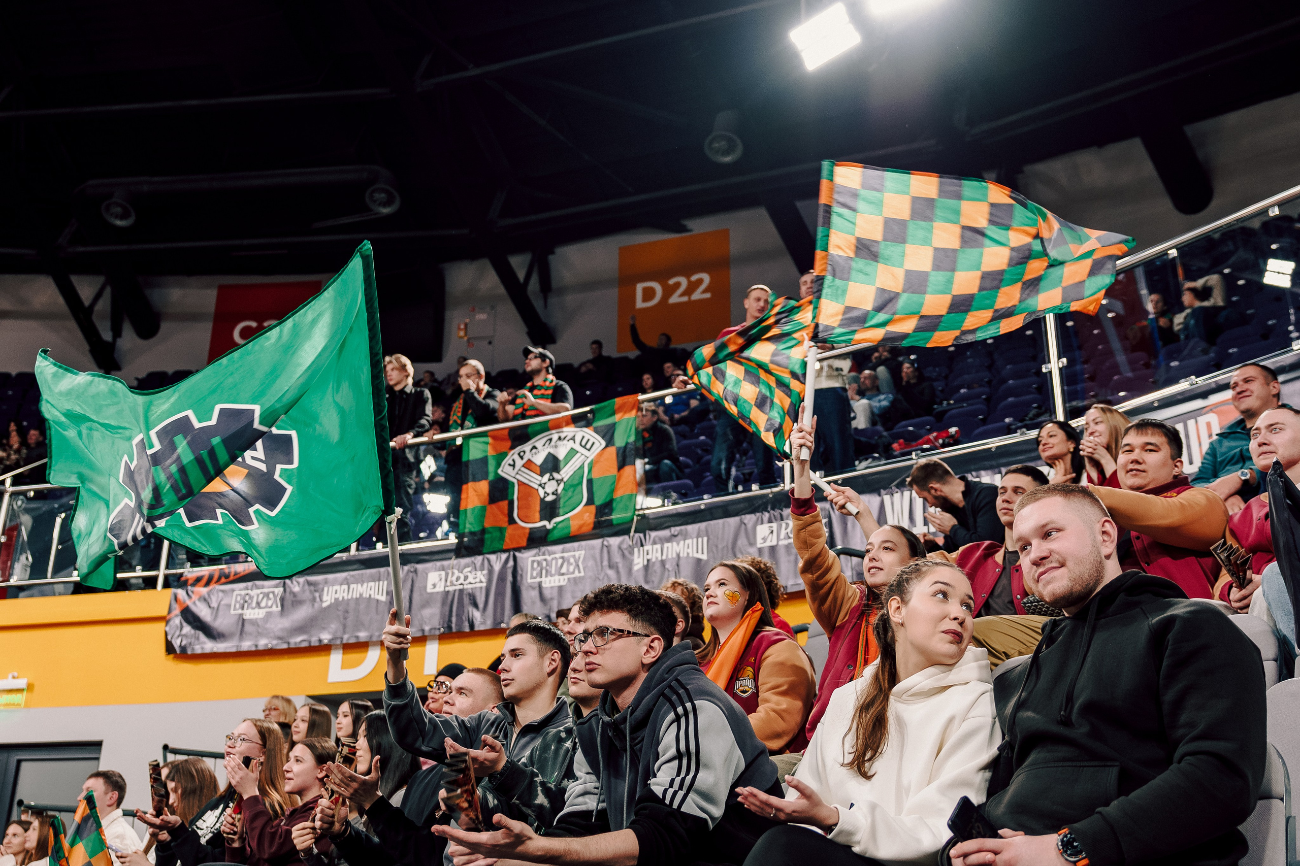 Winline Basket Cup — УРАЛМАШ — УНИКС. Лёшка Варзегов — фотограф