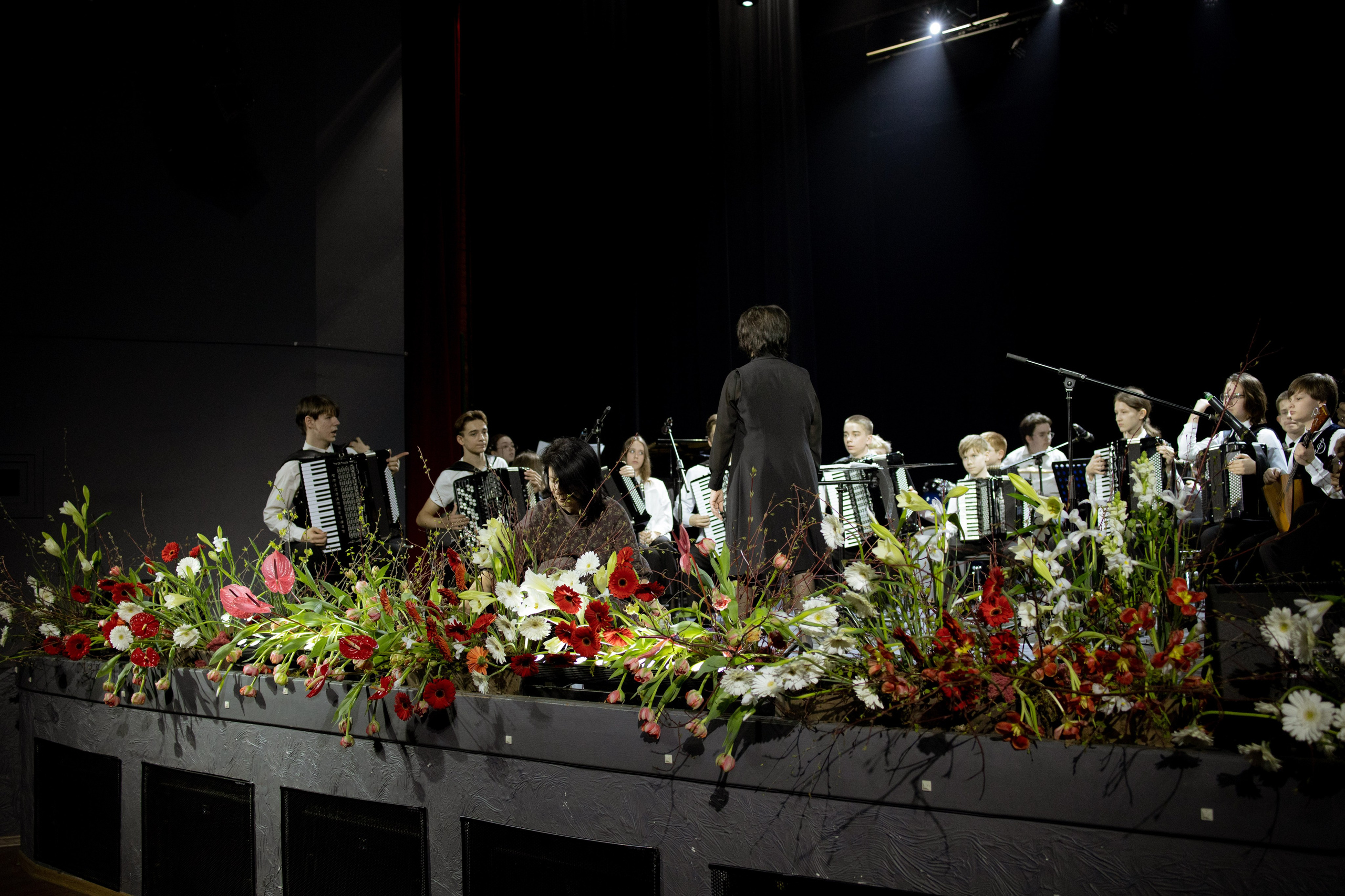 Оформление Отчетного концерта Музыкальной школы Глазунова. Оформление свадеб, декор свадеб Вера Маркова, Москва