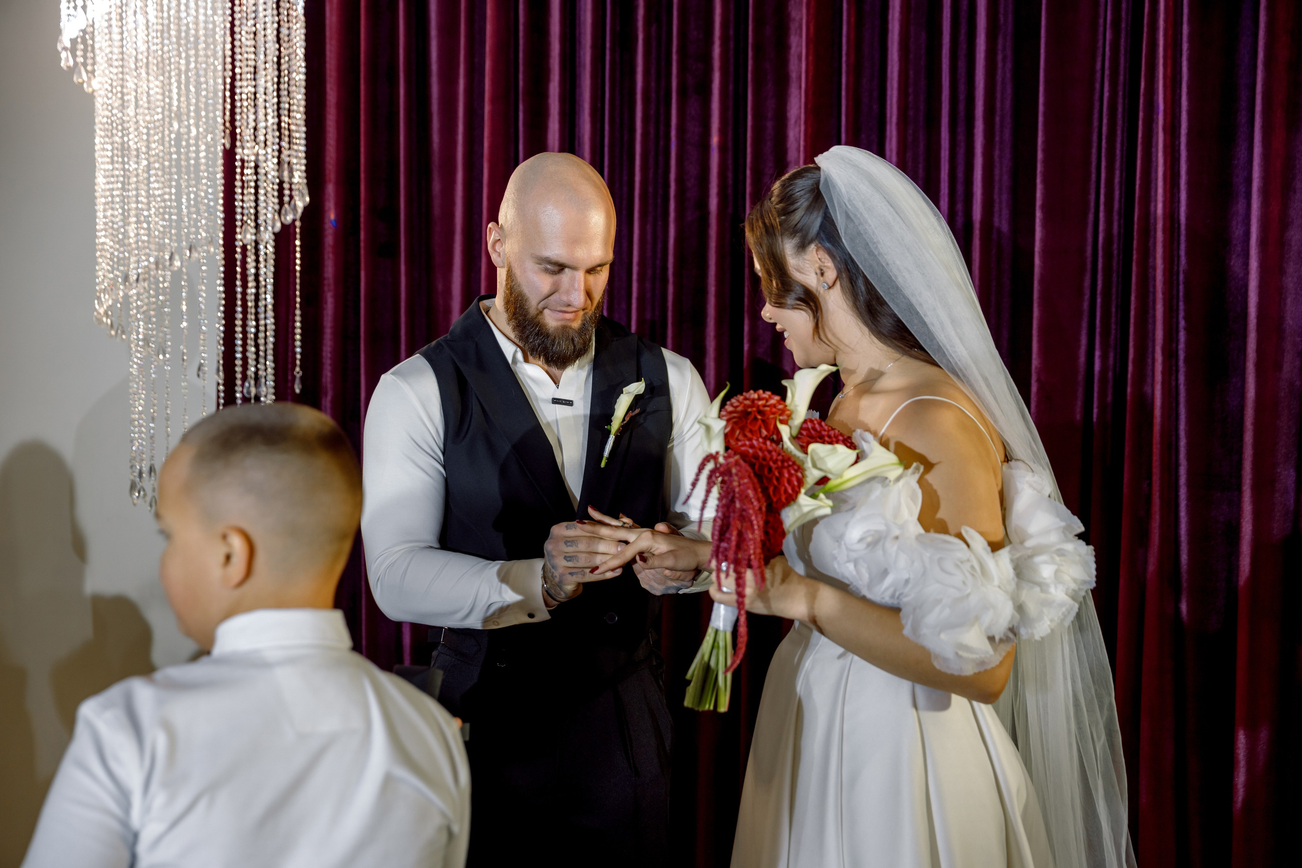 Роман и Елизавета. Свадебный фотограф Иркутск, репортажный фотограф Иркутск