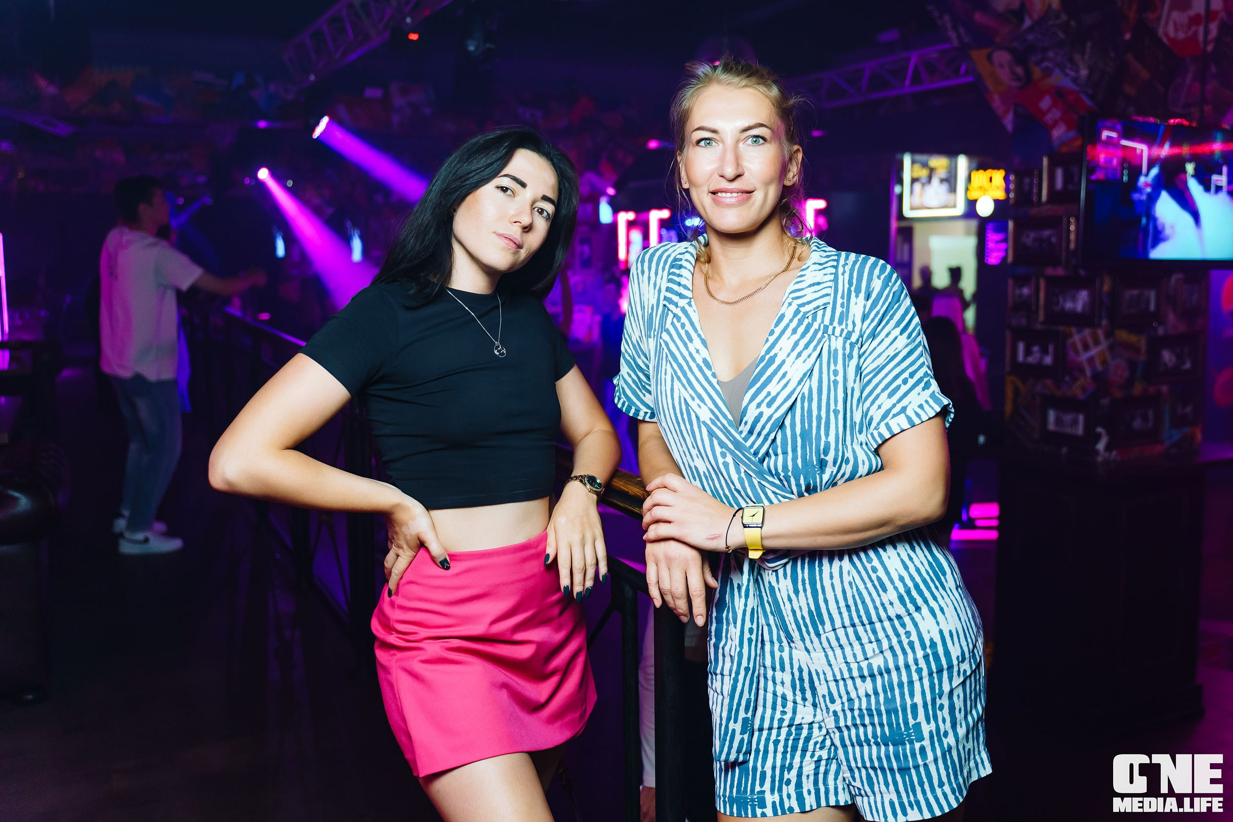 Фоторепортаж из бара XxxX. One Media Life: фоторепортажи, фотоотчеты с мероприятий и заведений