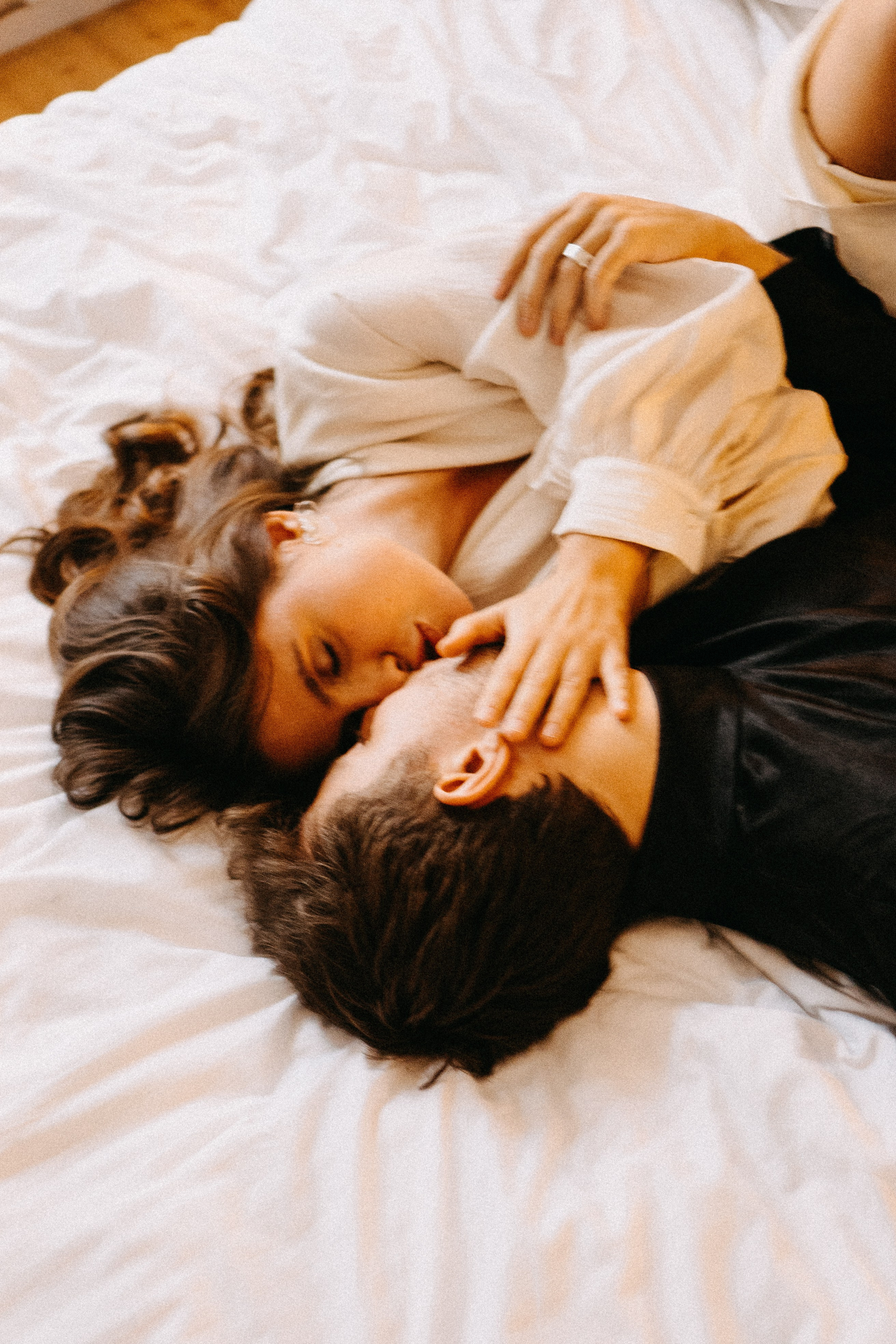 СБОРЫ ЖЕНИХА И НЕВЕСТЫ В УЮТНОЙ КВАРТИРЕ В ЦЕНТРЕ САНТК-ПЕТЕРБУРГА. Профессиональный фотограф, Санкт-Петербург — Виктория Богомолова