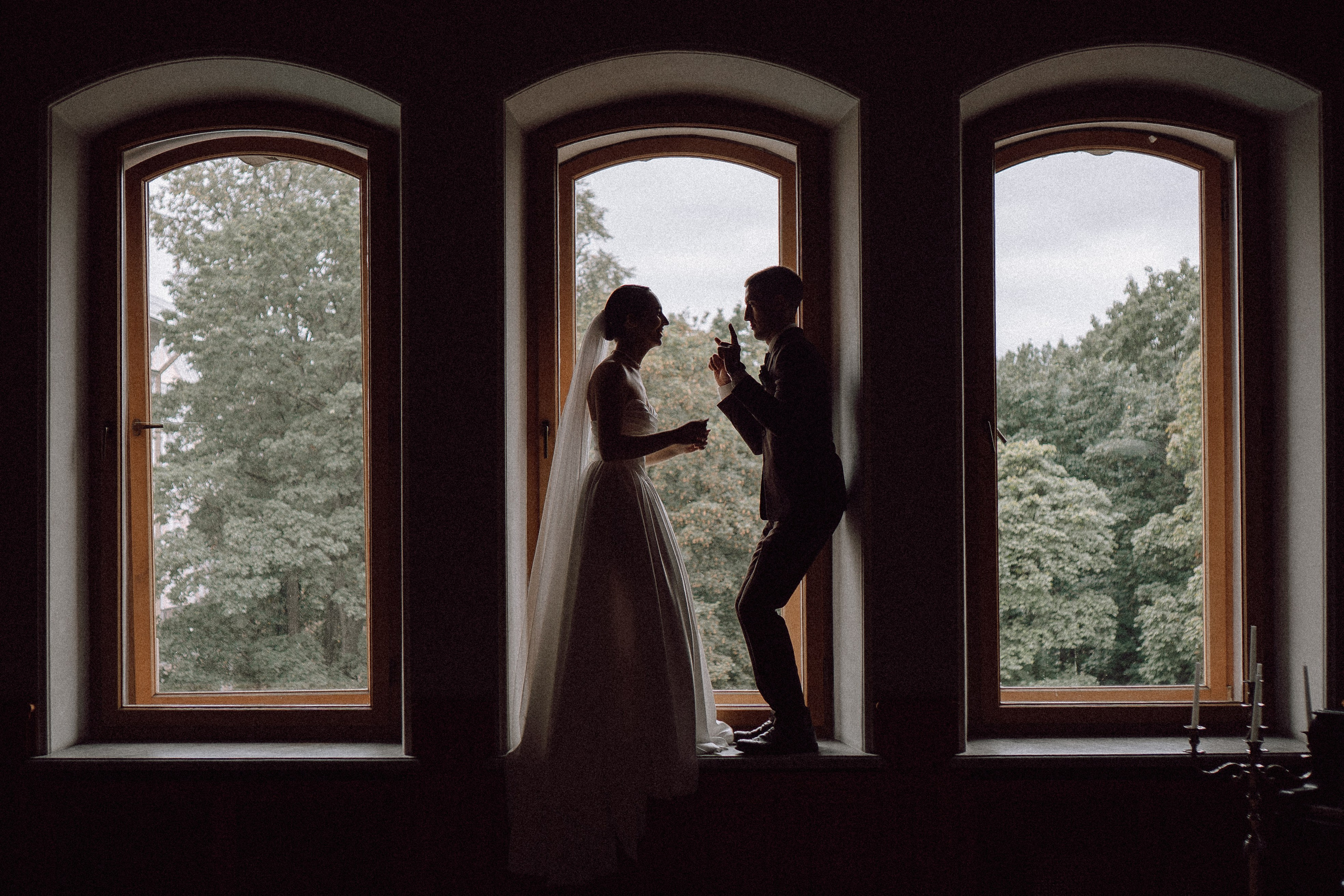 СВАДЕБНАЯ ПРОГУЛКА В САНТК-ПЕТЕРБУРГЕ (ИСАКИЕВСКИЙ СОБОР, ЗИМНЯЯ КАНАВКА, ЭРМИТАЖ И БОЛЬШАЯ МОРСКАЯ УЛИЦА). Профессиональный фотограф, Санкт-Петербург — Виктория Богомолова