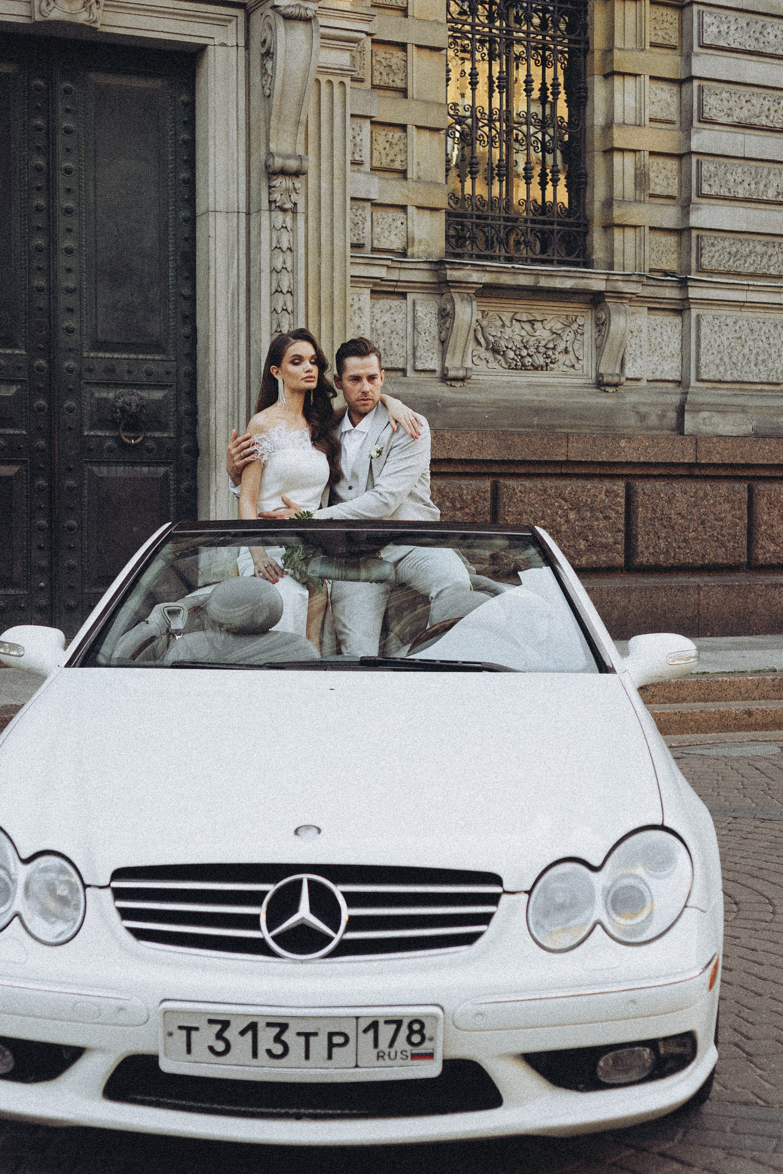 Свадебная сьемка у академии Штиглица. Профессиональный фотограф, Санкт-Петербург — Виктория Богомолова