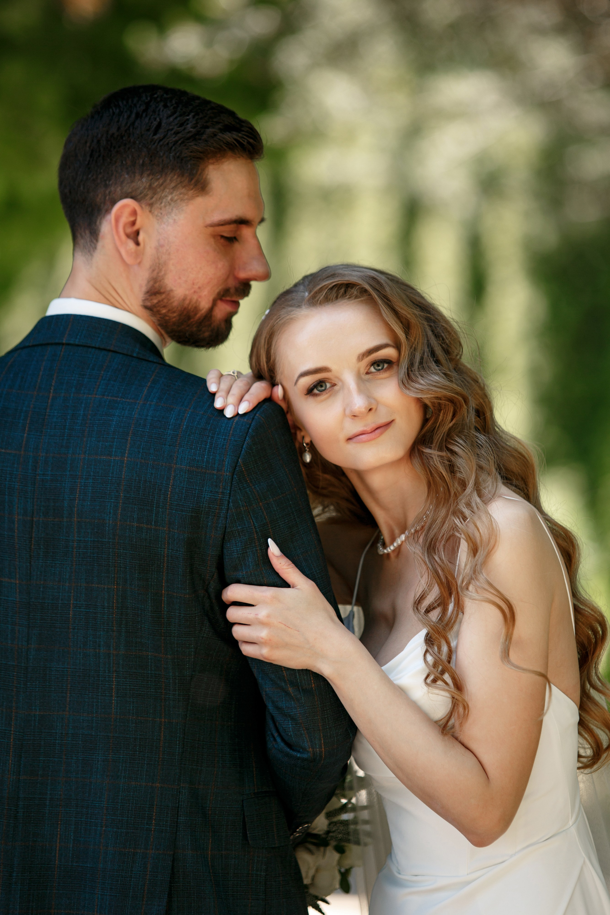 Свадебная фотосессия с кабриолетом и в загородном клубе Artiland. Свадебный фотограф Москва и МО Сергей Киржаев