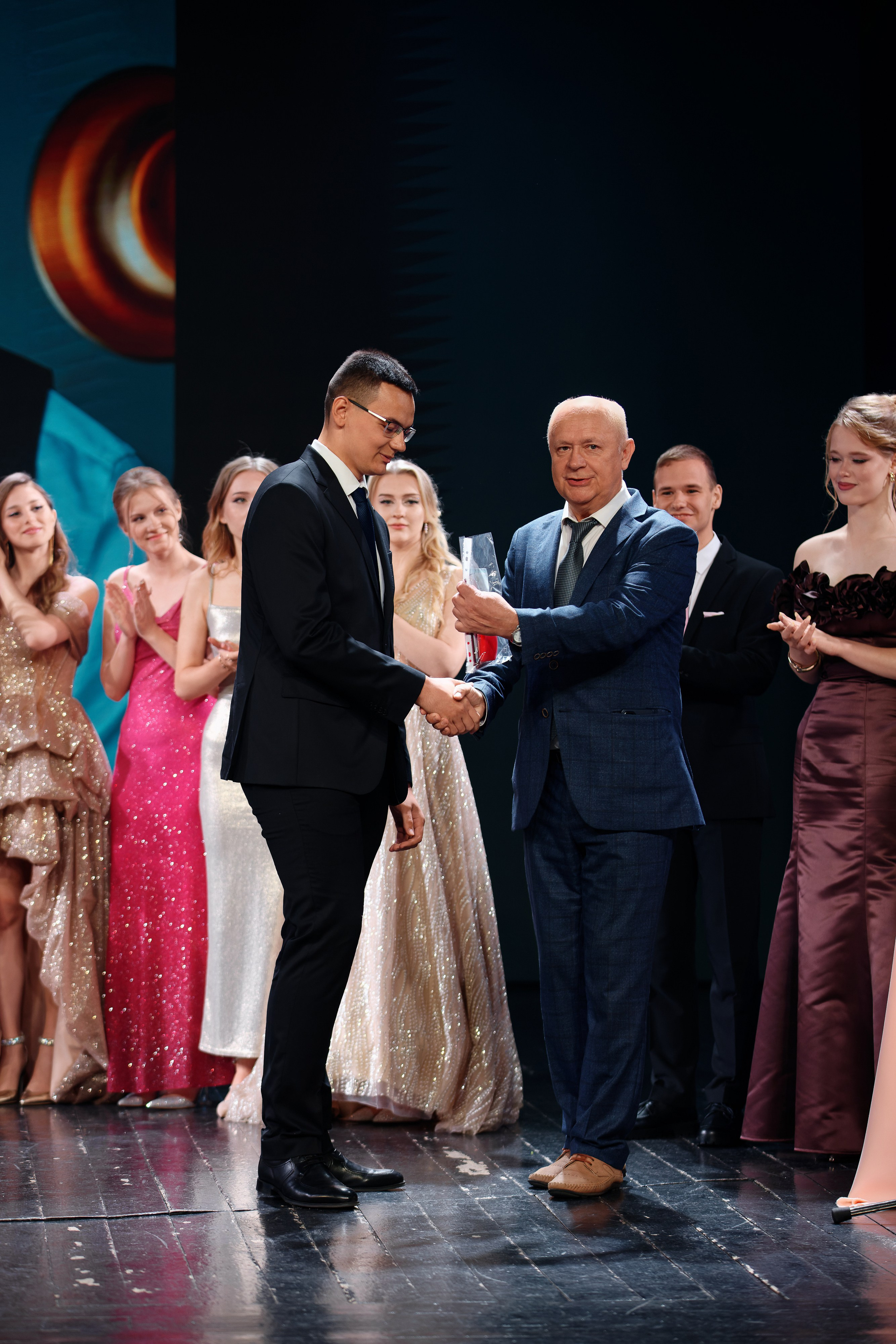 Выпускной школы 56 11Б. Семейный фотограф — Макс Белогрудов