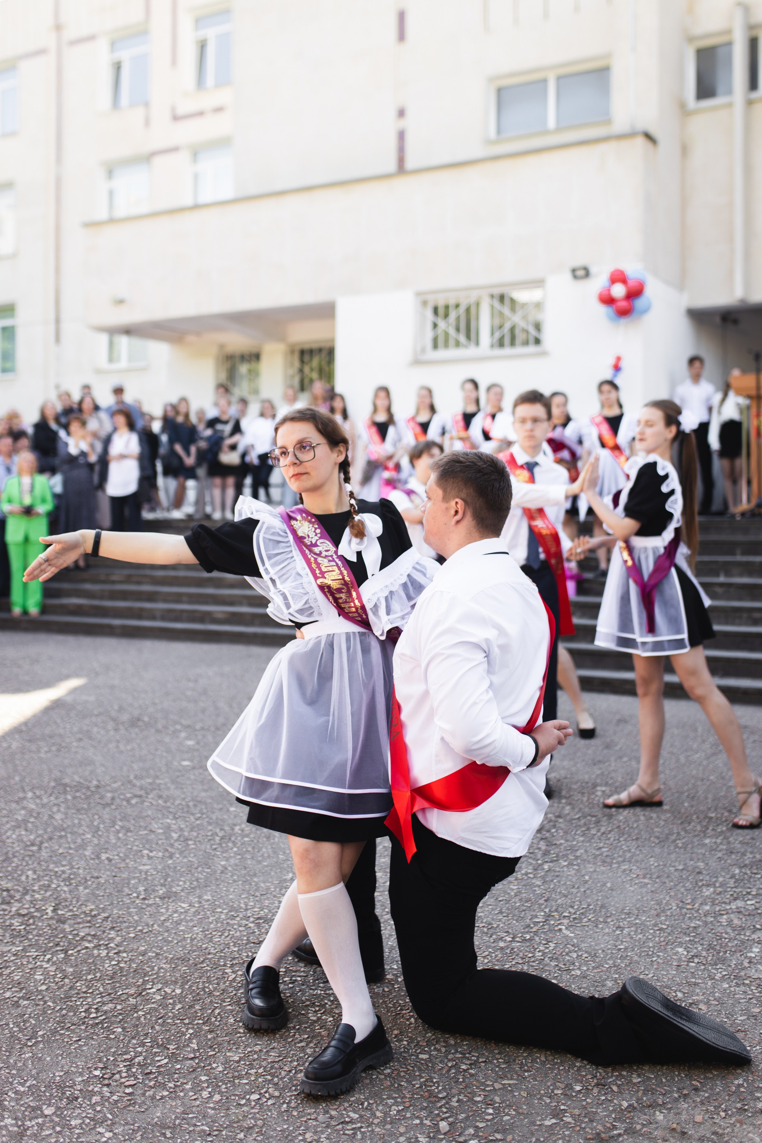 Последний звонок, фотосъемка в Севастополе. Фотограф в Севастополе и в Крыму