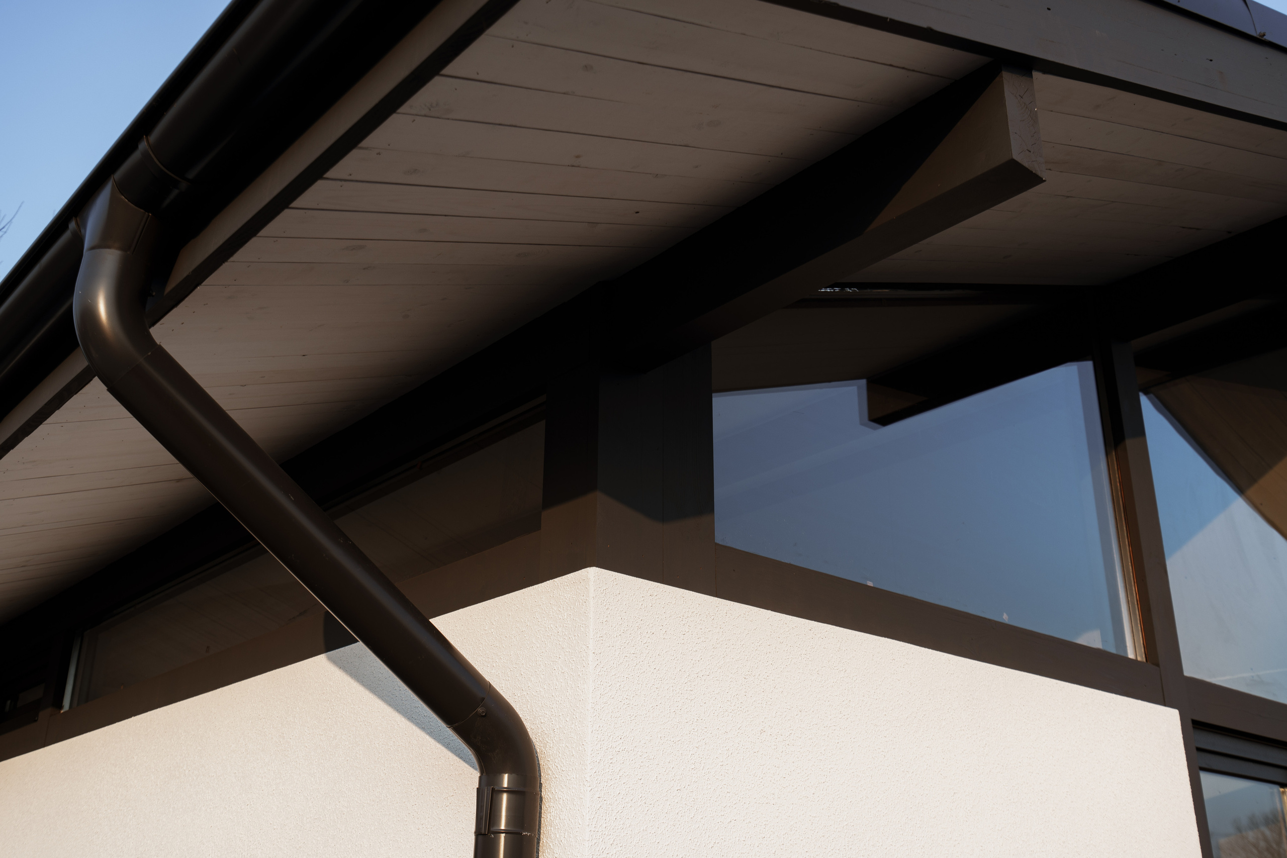 Коттедж. Создаю контент для бизнеса- Андрей Корниенко и упаковываю компании и экспертов в Краснодаре