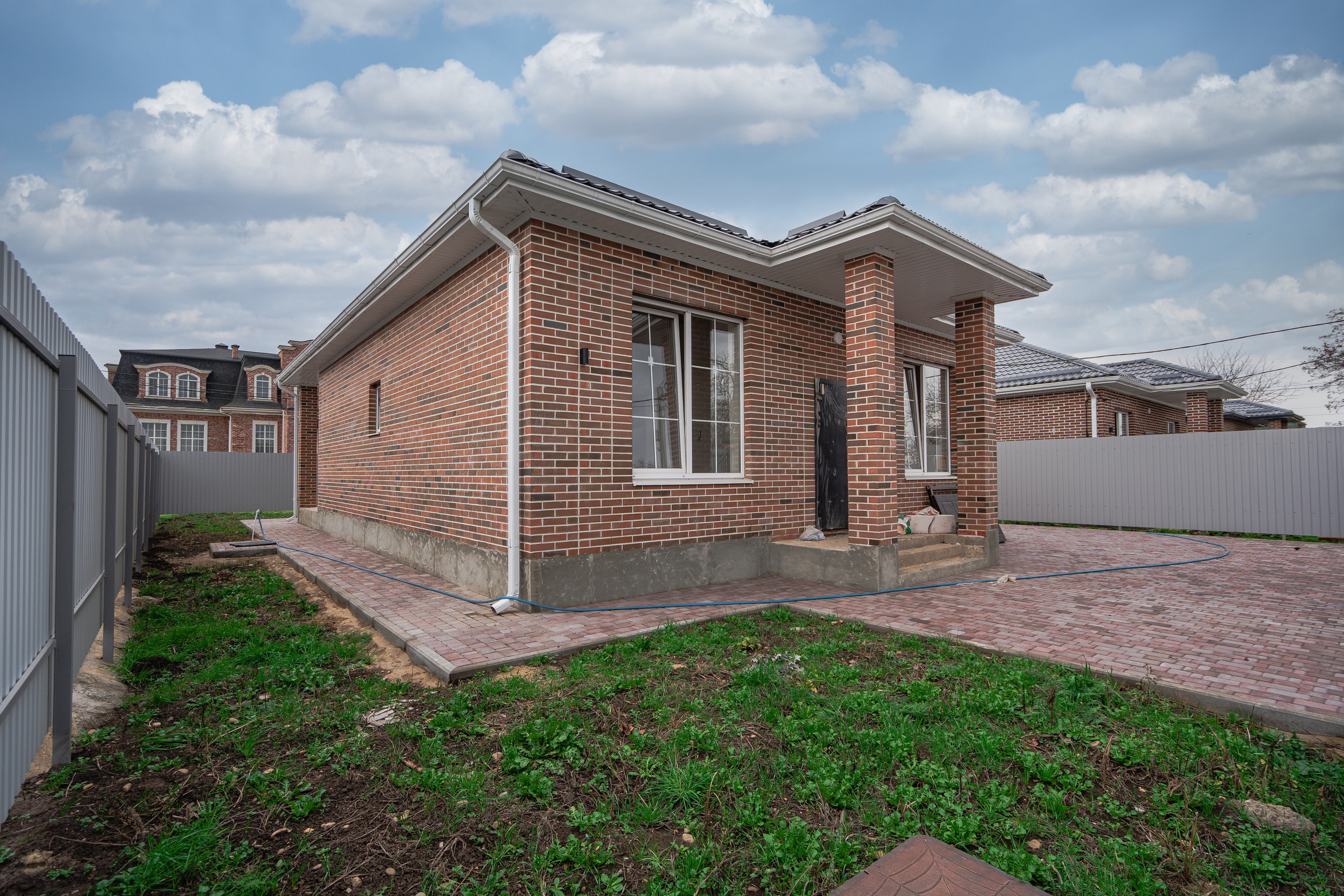 Коттеджи. Создаю контент для бизнеса- Андрей Корниенко и упаковываю компании и экспертов в Краснодаре