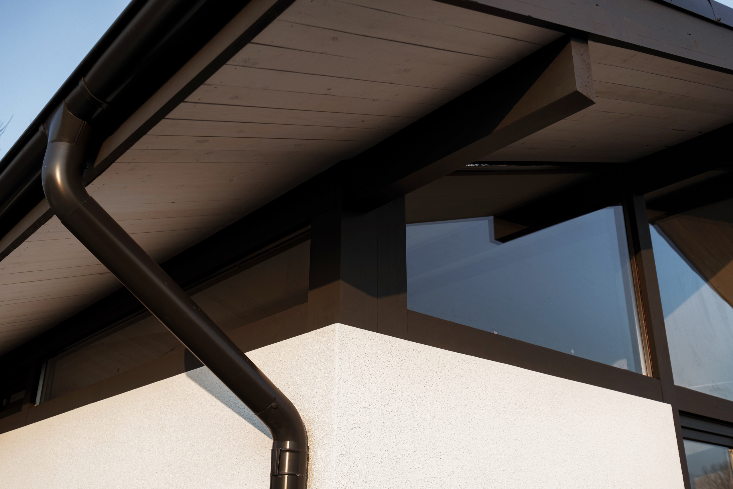 Коттедж. Создаю контент для бизнеса- Андрей Корниенко и упаковываю компании и экспертов в Краснодаре