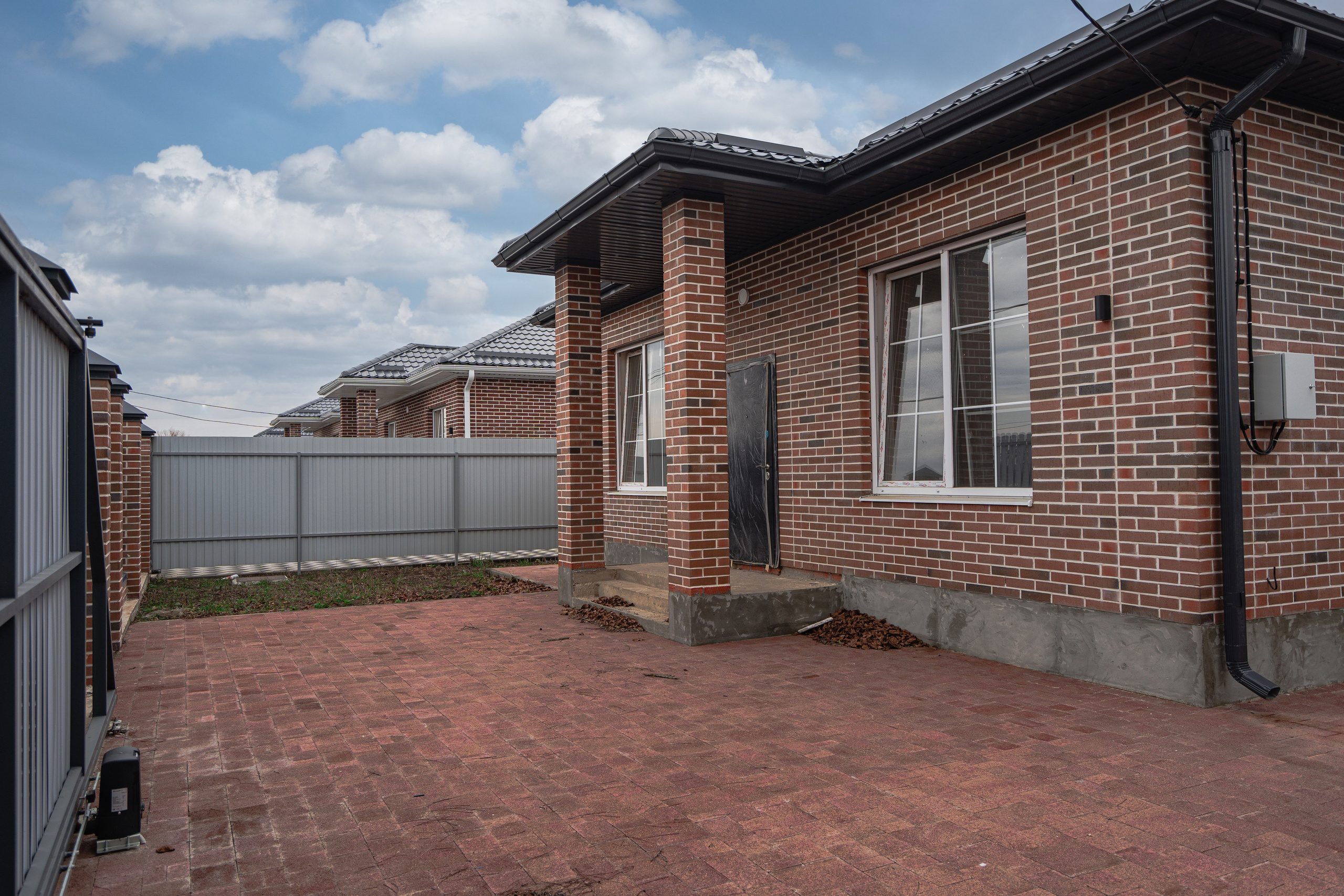 Коттеджи. Создаю контент для бизнеса- Андрей Корниенко и упаковываю компании и экспертов в Краснодаре