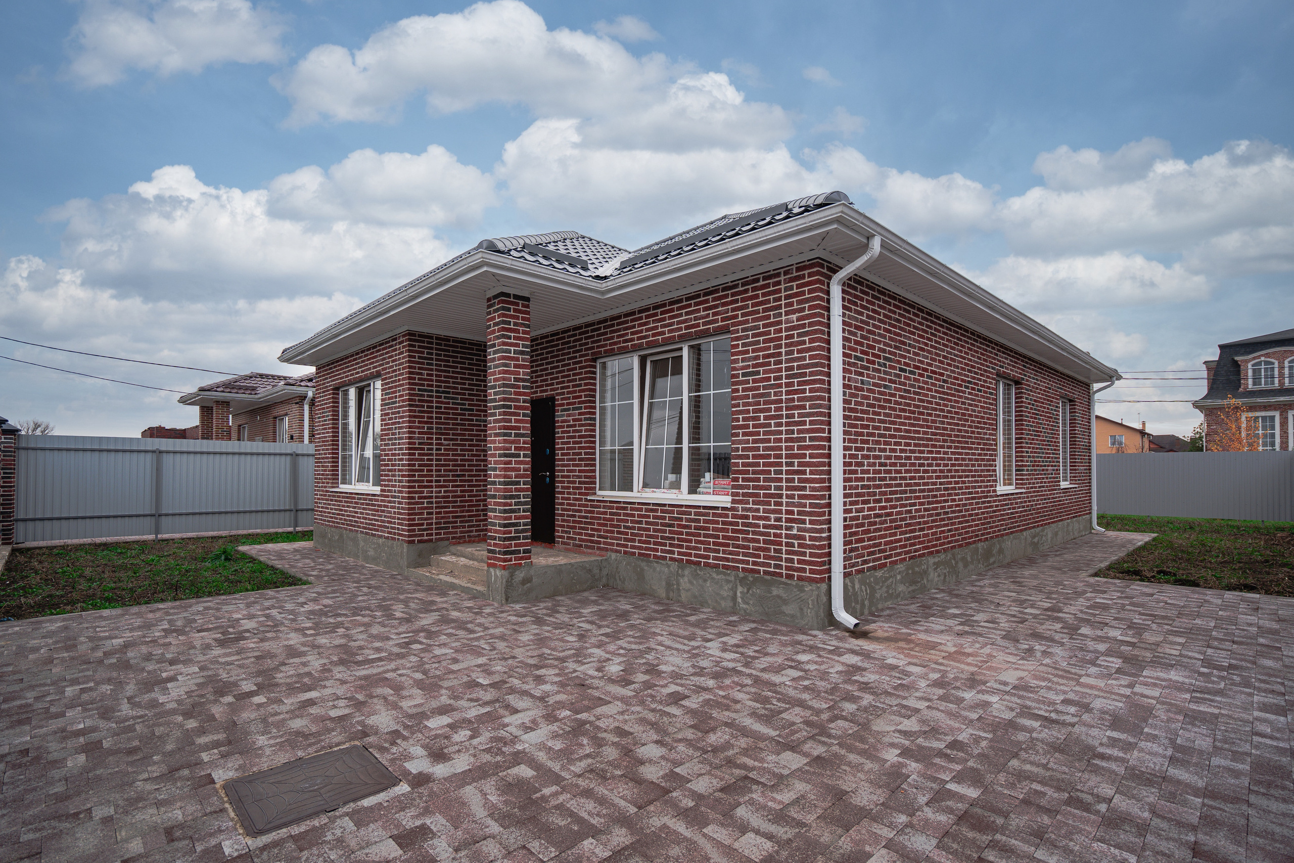 Коттеджи. Создаю контент для бизнеса- Андрей Корниенко и упаковываю компании и экспертов в Краснодаре