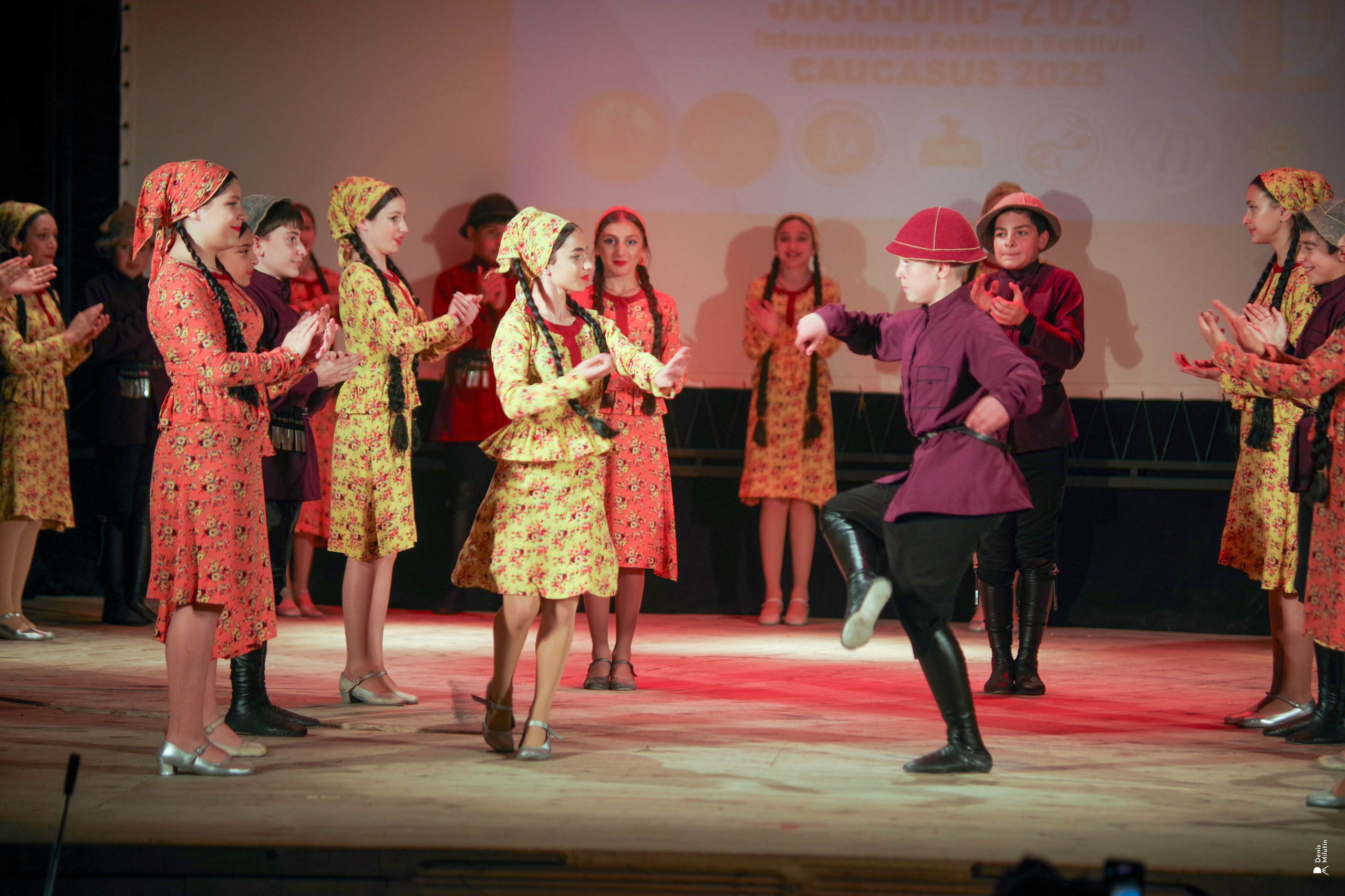 Танцы в прекрасном Они. Портретный фотограф Денис Милютин