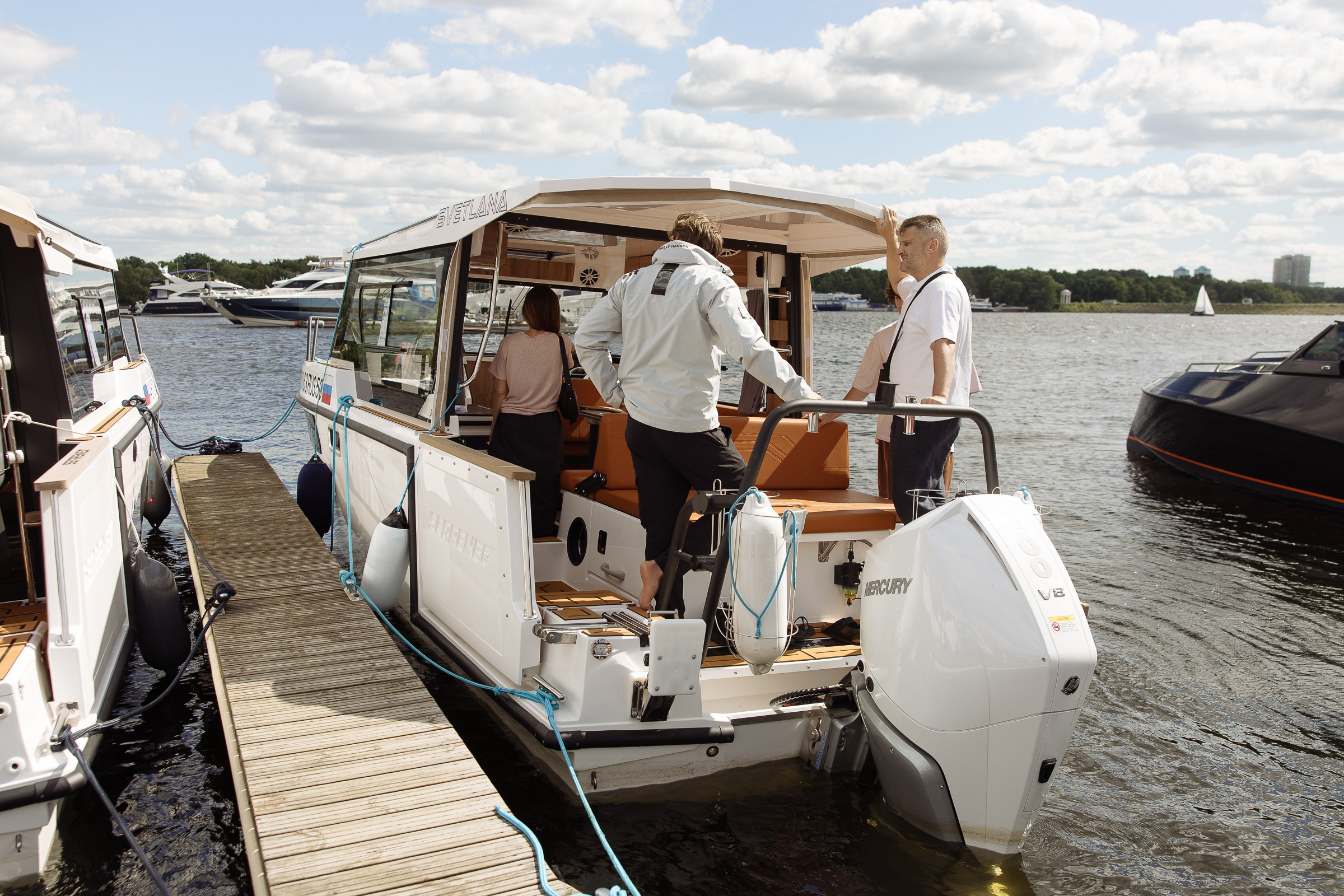 Выставка яхт и катеров. Ryal Yacht Club. Фотограф в Москве