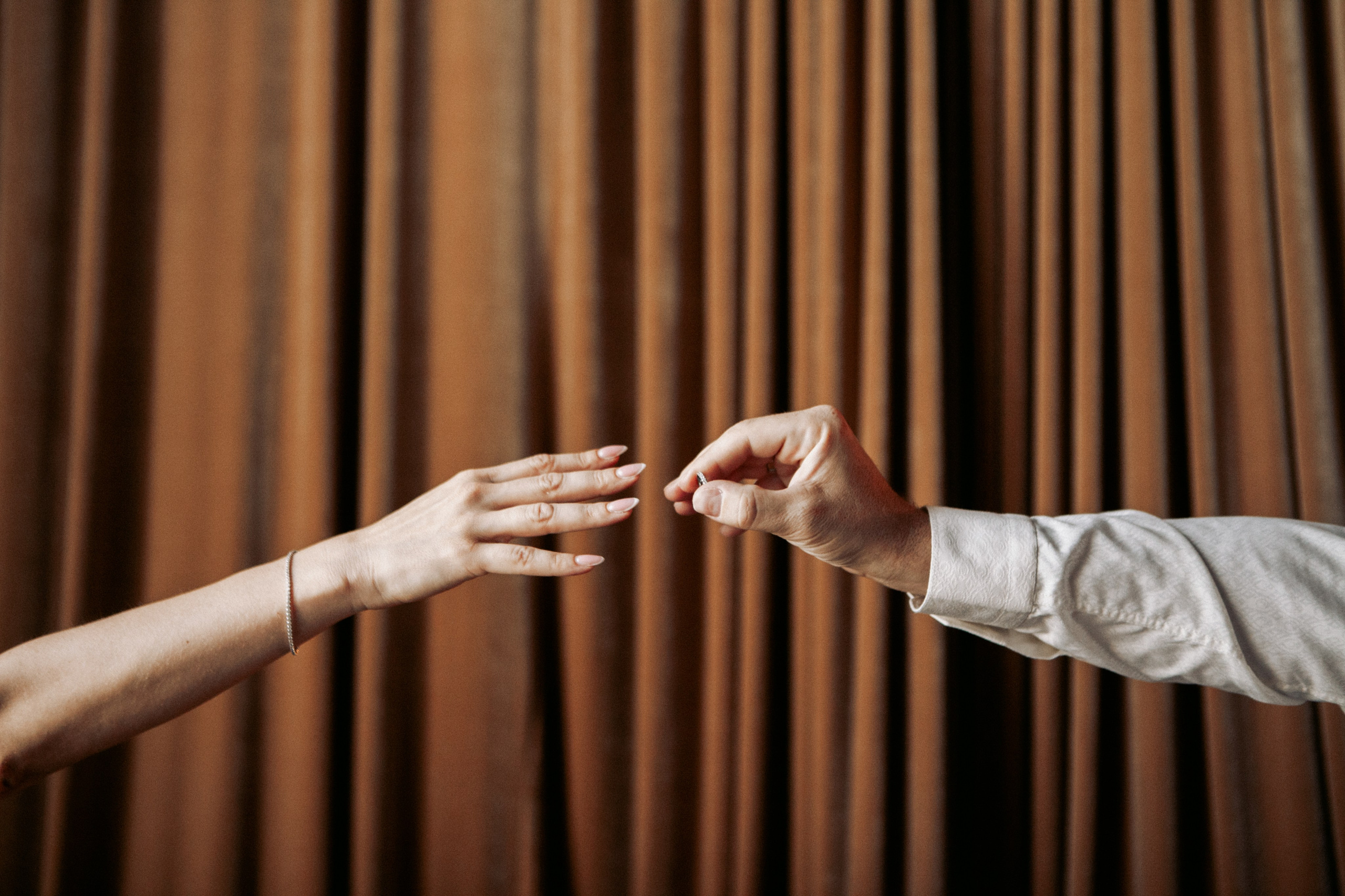 Утро невесты и фотосессия в гостинице radisson collection hotel moscow бывшая гостиница украина. Фотограф Ольга Ефремова