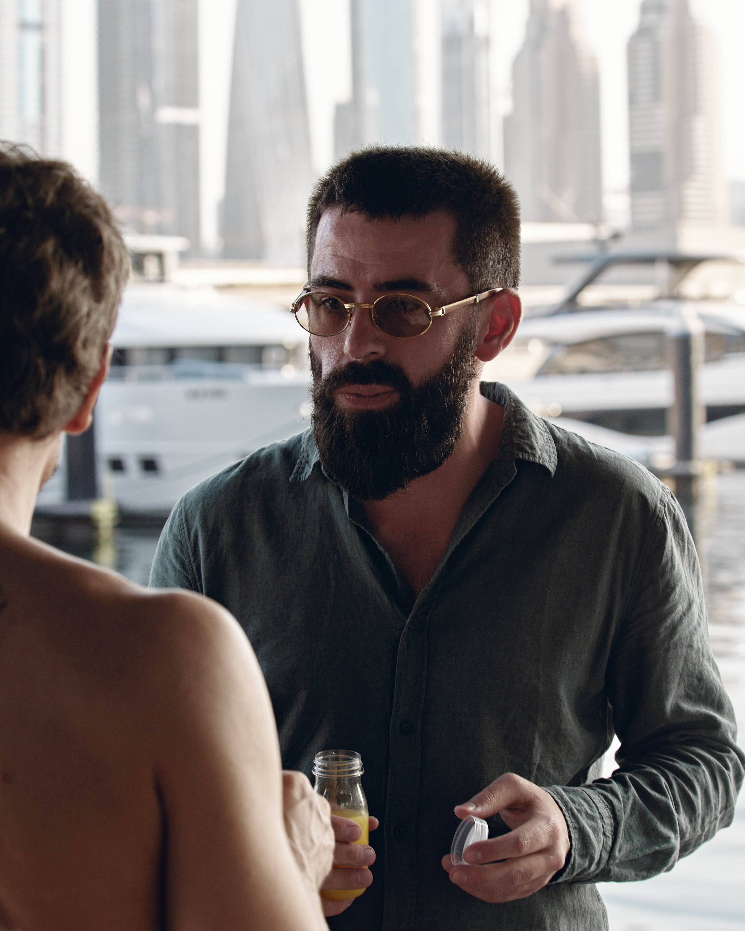 PAVEL DEREVYANKO. NOIZOMAX Художественный фотограф в Дубай