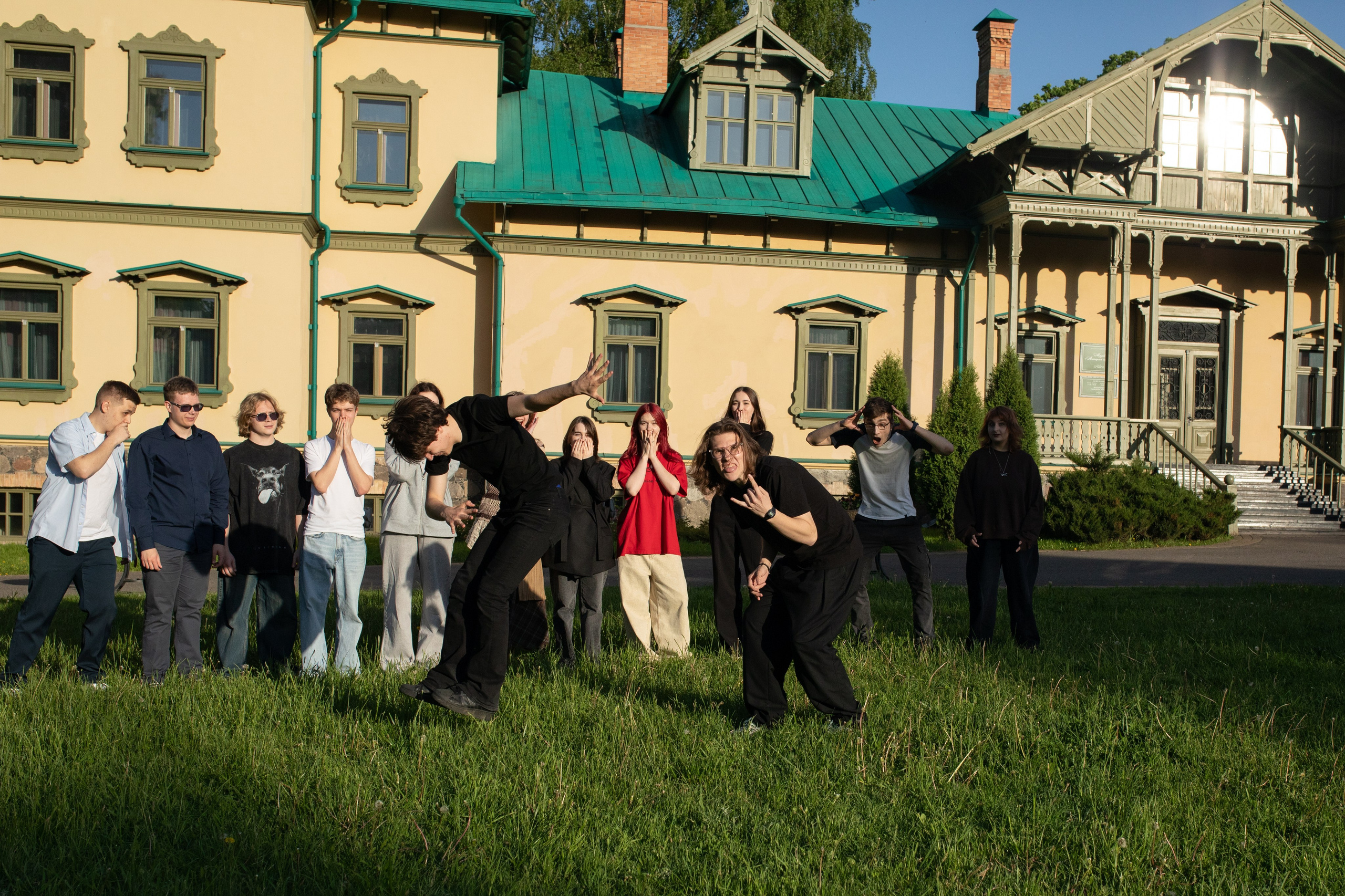 19/05/26 Лошицкий. Выпускные альбомы Cardsi