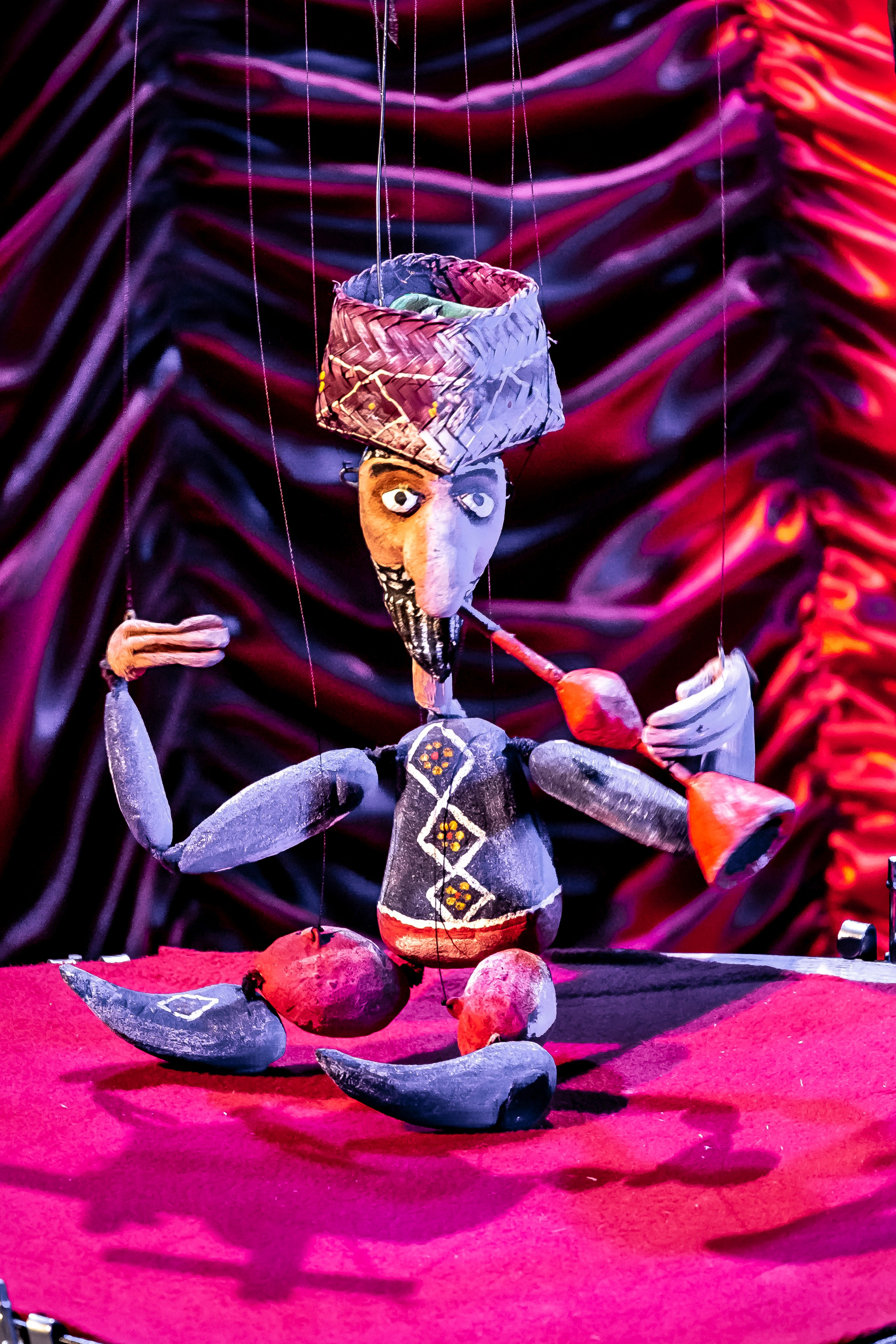 Цирк из Саквояжа спектакль театра САКВОЯЖ. Фотограф в Сочи Юрий Шептаев