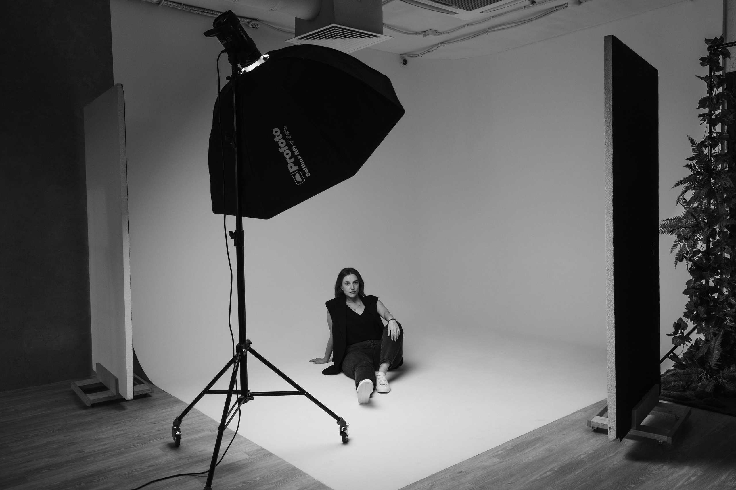 Портретный фотограф для контент съёмки в Новой Москве. Фотограф Москва. Портретный фотограф Александра Харитонова Москва Новая Москва Троицк