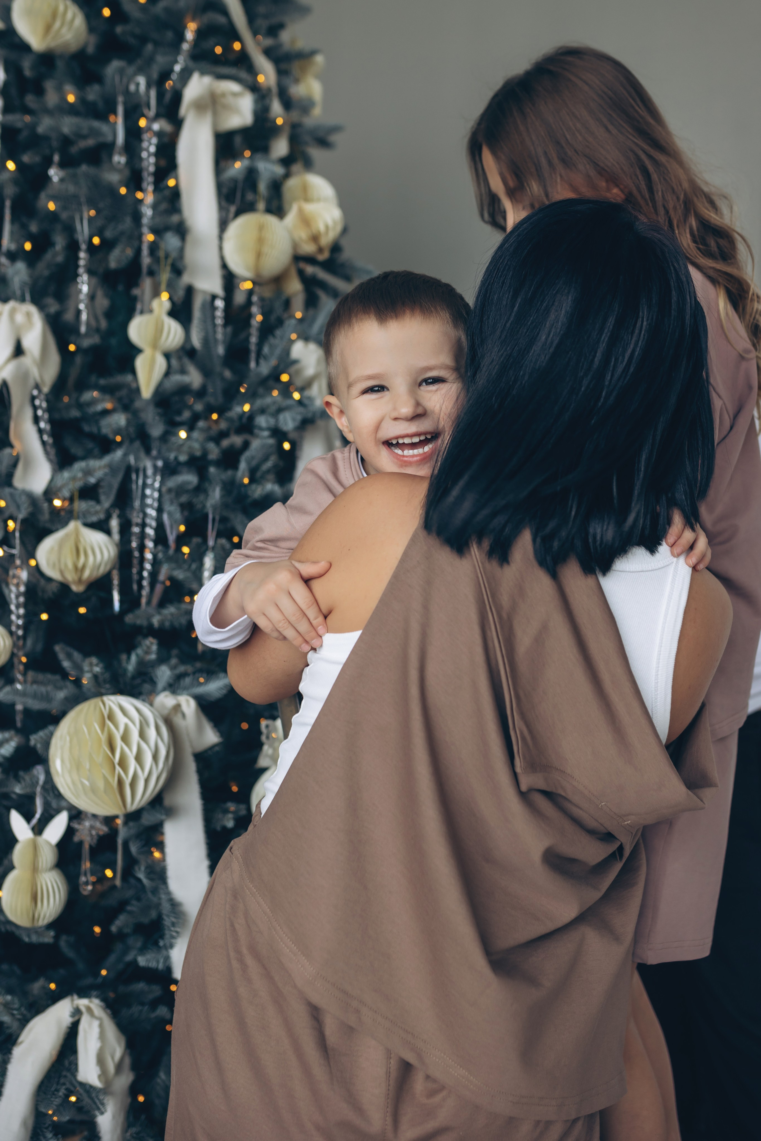 Семья в студии. Главная