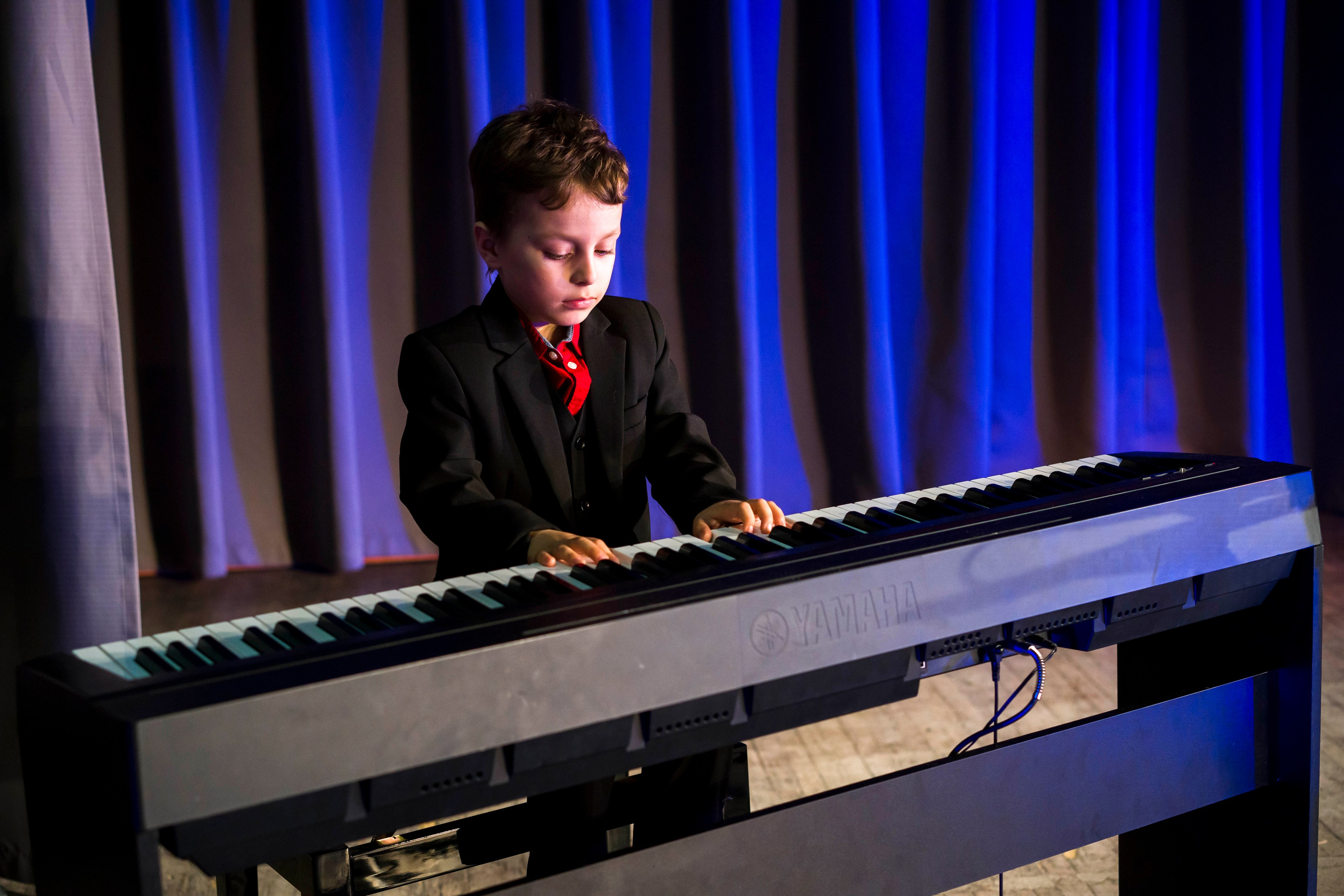 Концерт вокальной студии. Фотограф в Санкт-Петербурге. Репортажная и все съёмки для бизнеса