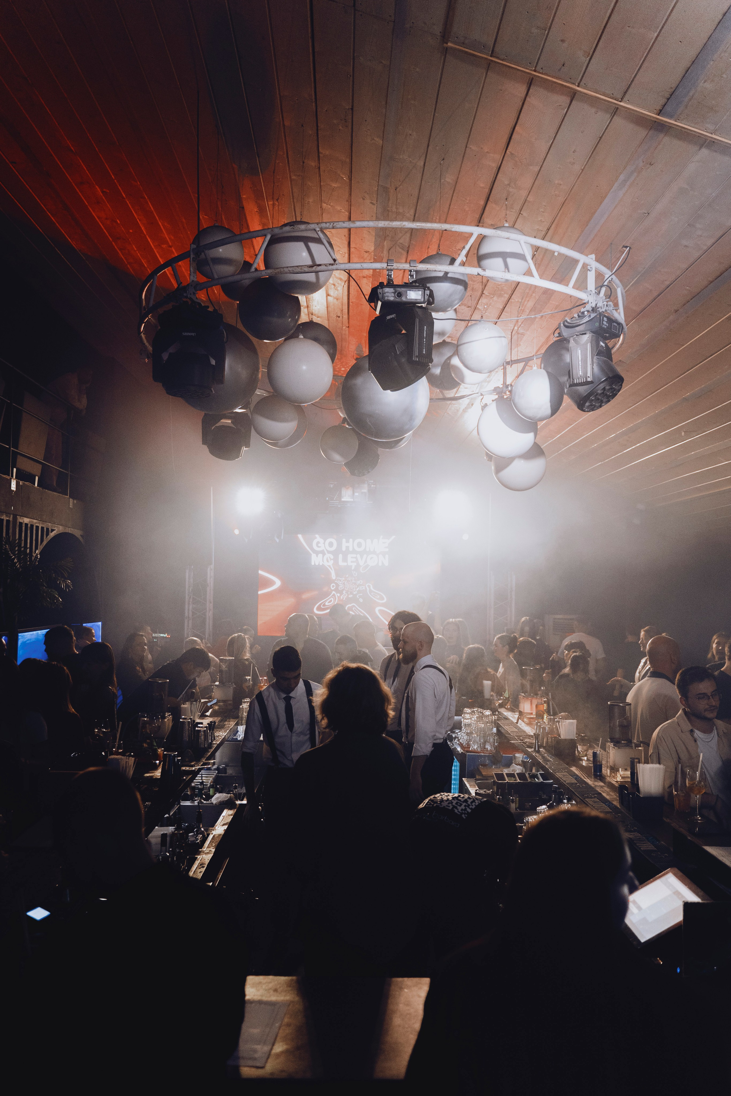 SANTA BARBARA. NIGHT VISION ФОТОГРАФЫ И ВИДЕОГРАФЫ СПБ