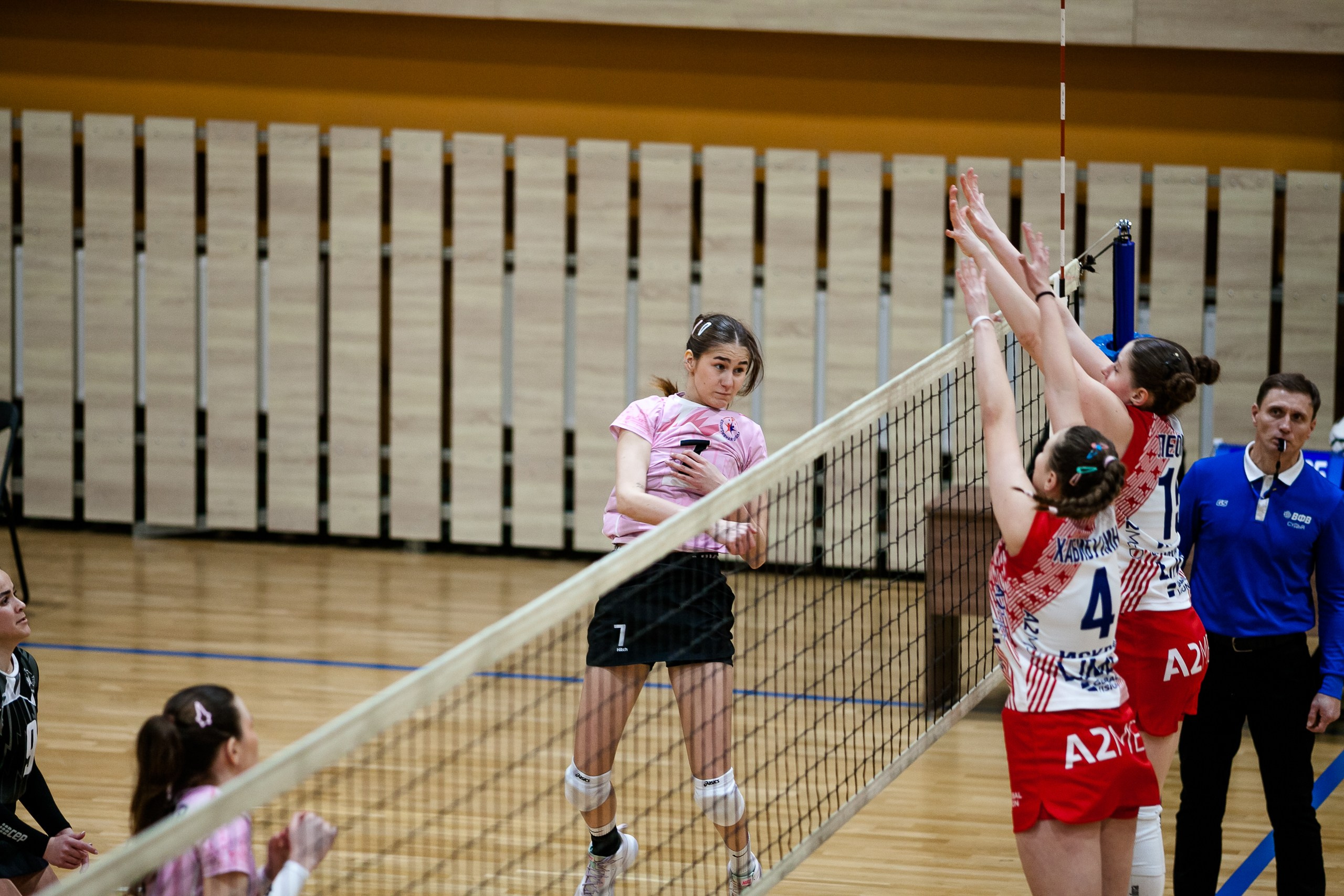 СШ11 — Искра / 1 игра. Фотография