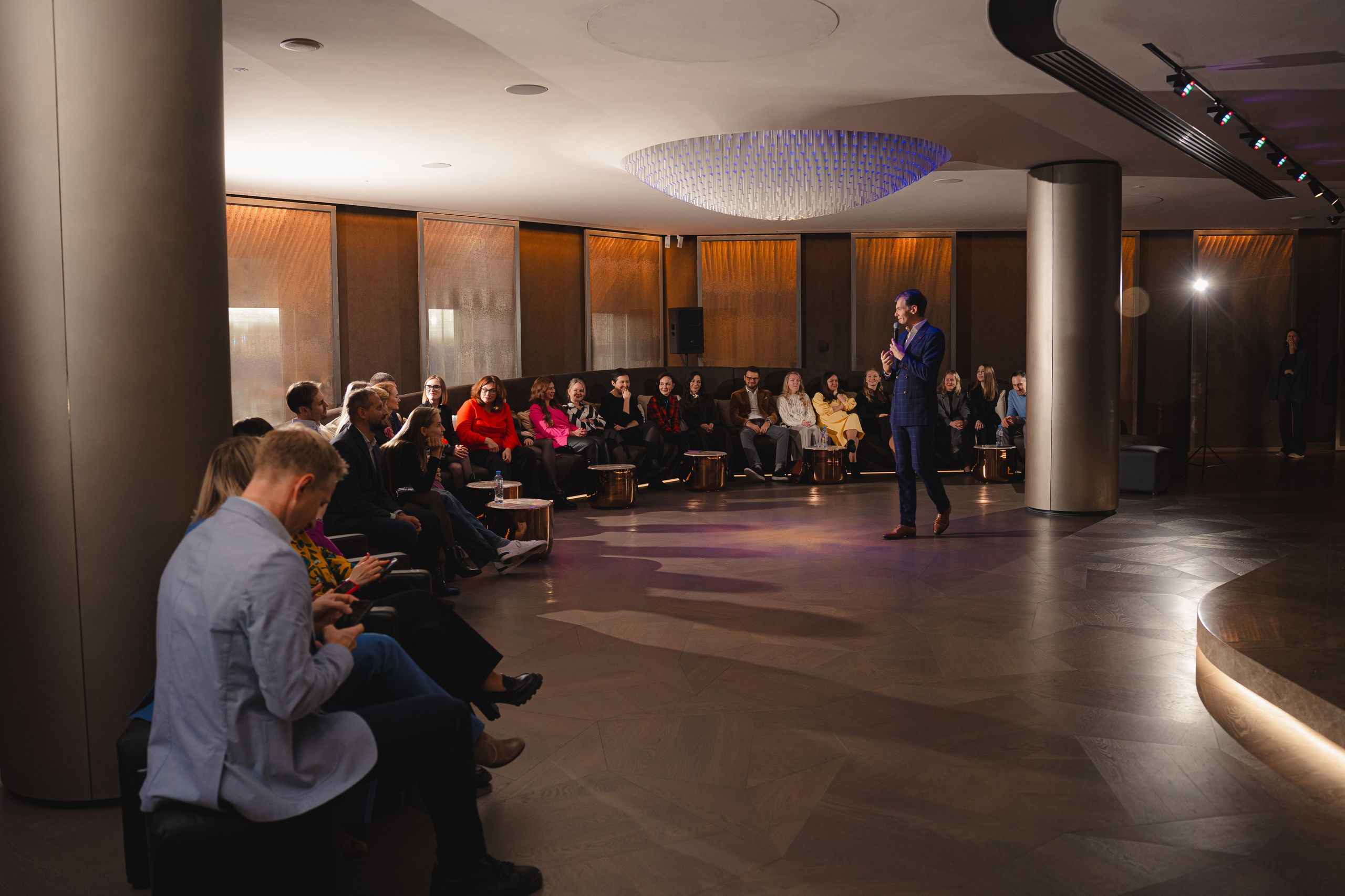 — ИВЕНТЫ. Профессиональный фотограф в Санкт-Петербурге Владимир Денисов