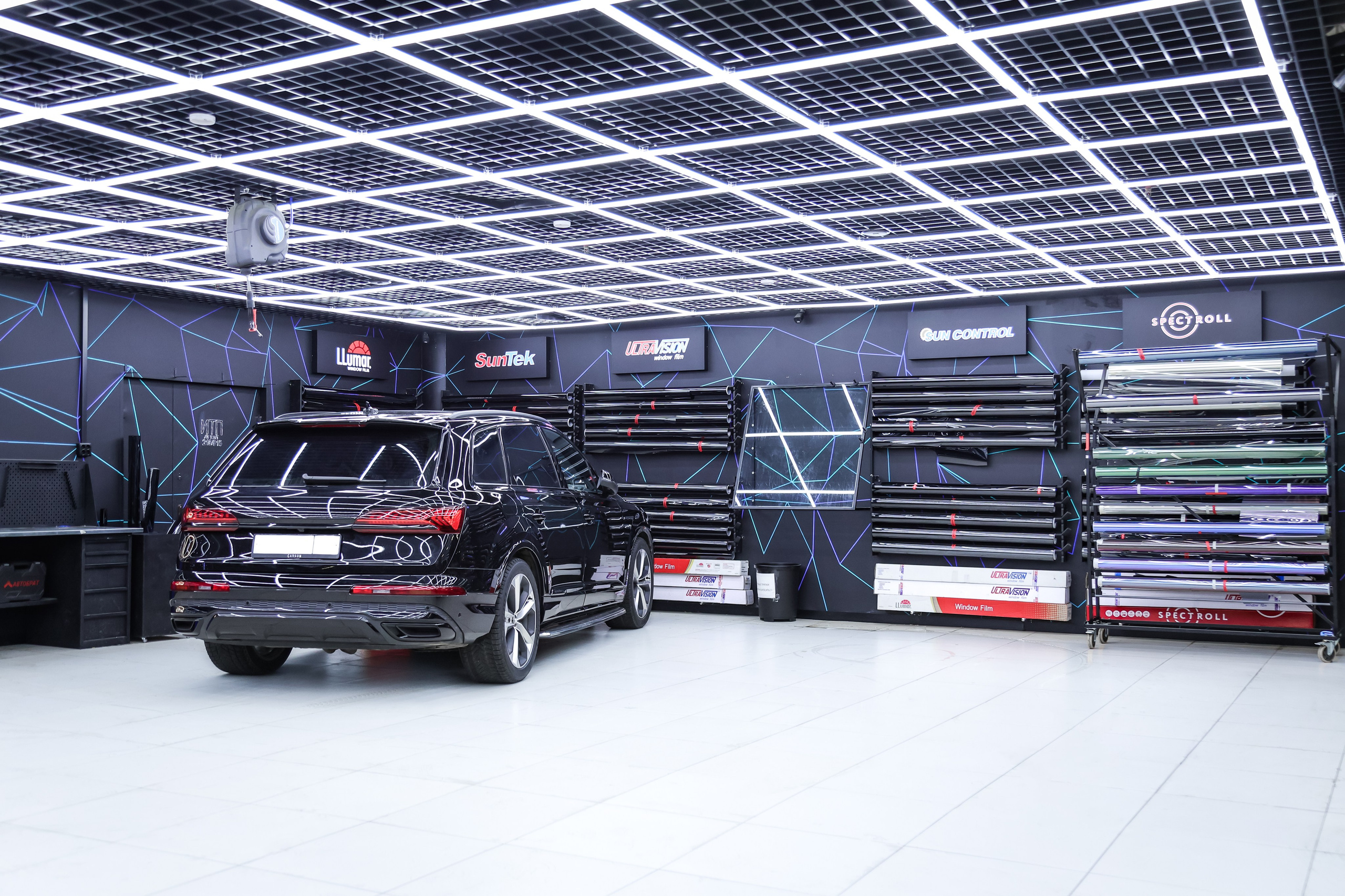 LUXE AUTO DETAILING. Mixturecaptures