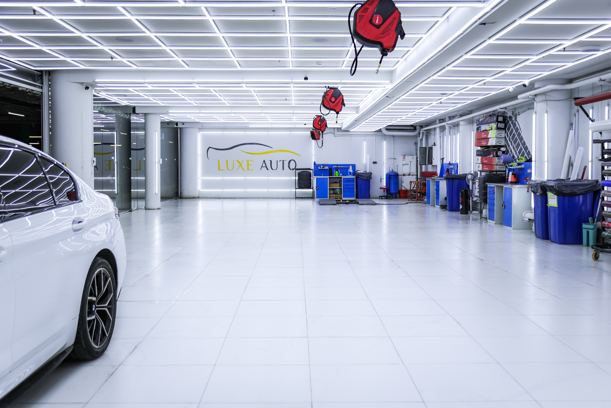 LUXE AUTO DETAILING. Mixturecaptures