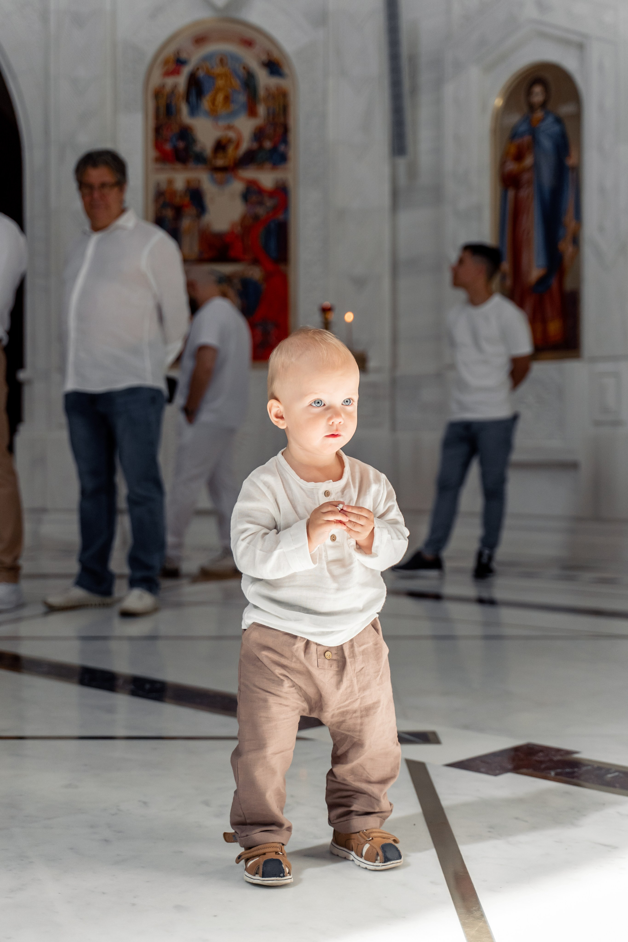 Фотограф на крещение Москва. Храм Владимира Равноапостольного Спартак. Фотограф \ Видеограф на Крещение, Венчание Москва| Семейные съемки