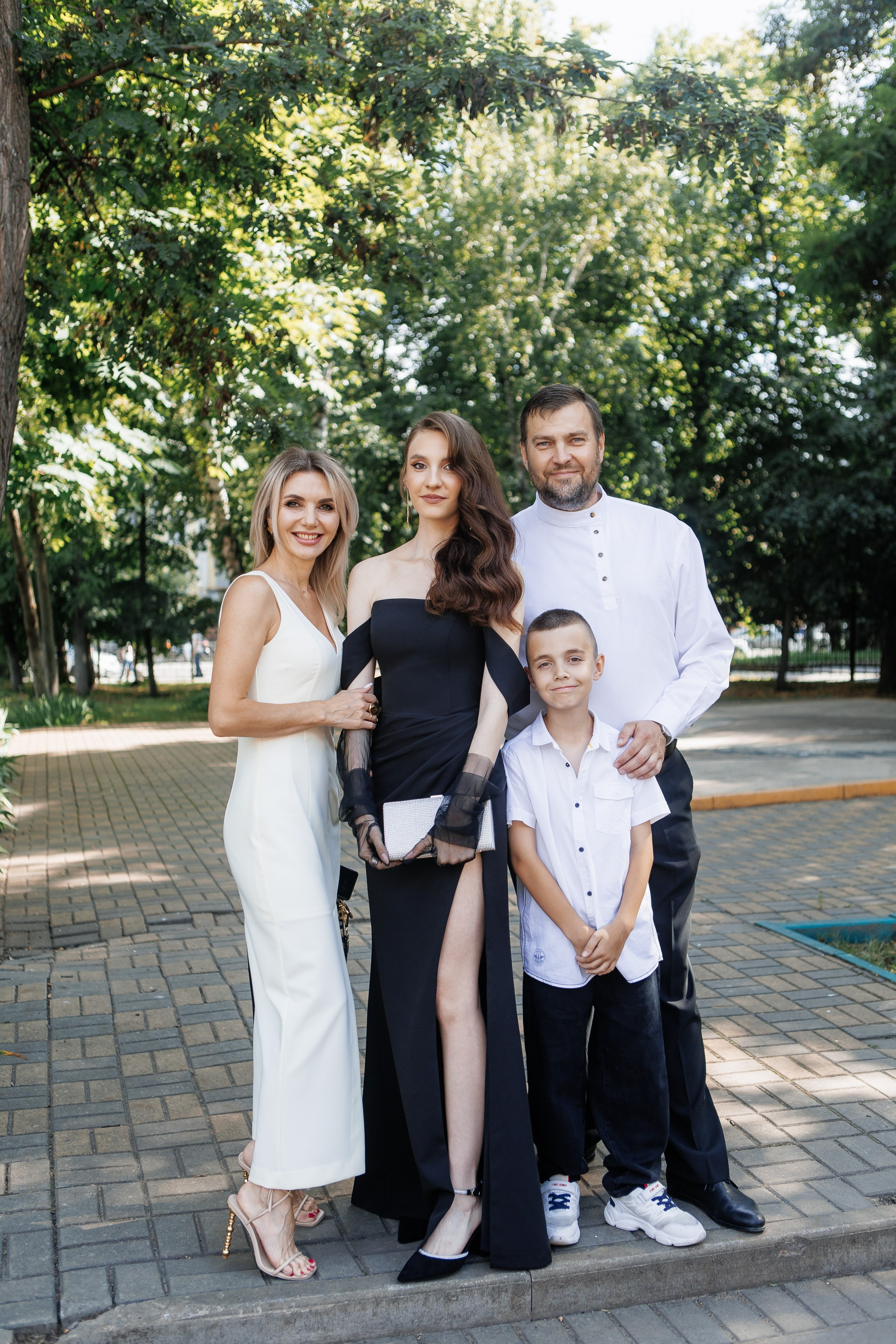 Выпускной Гимназия 12 2024 г. Свадебный и портретный Фотограф в Липецке Дмитрий Котюков