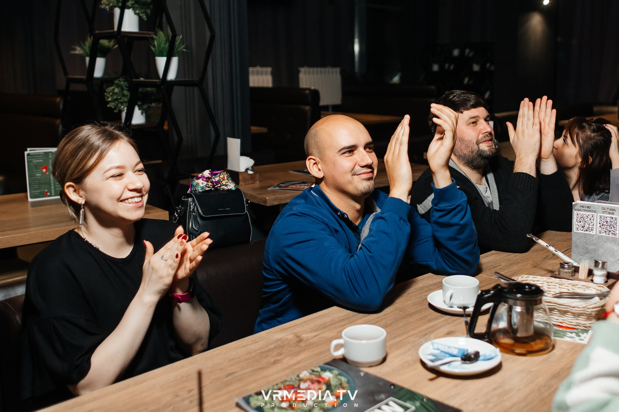 WoW QuiZ в баре «Друзья»