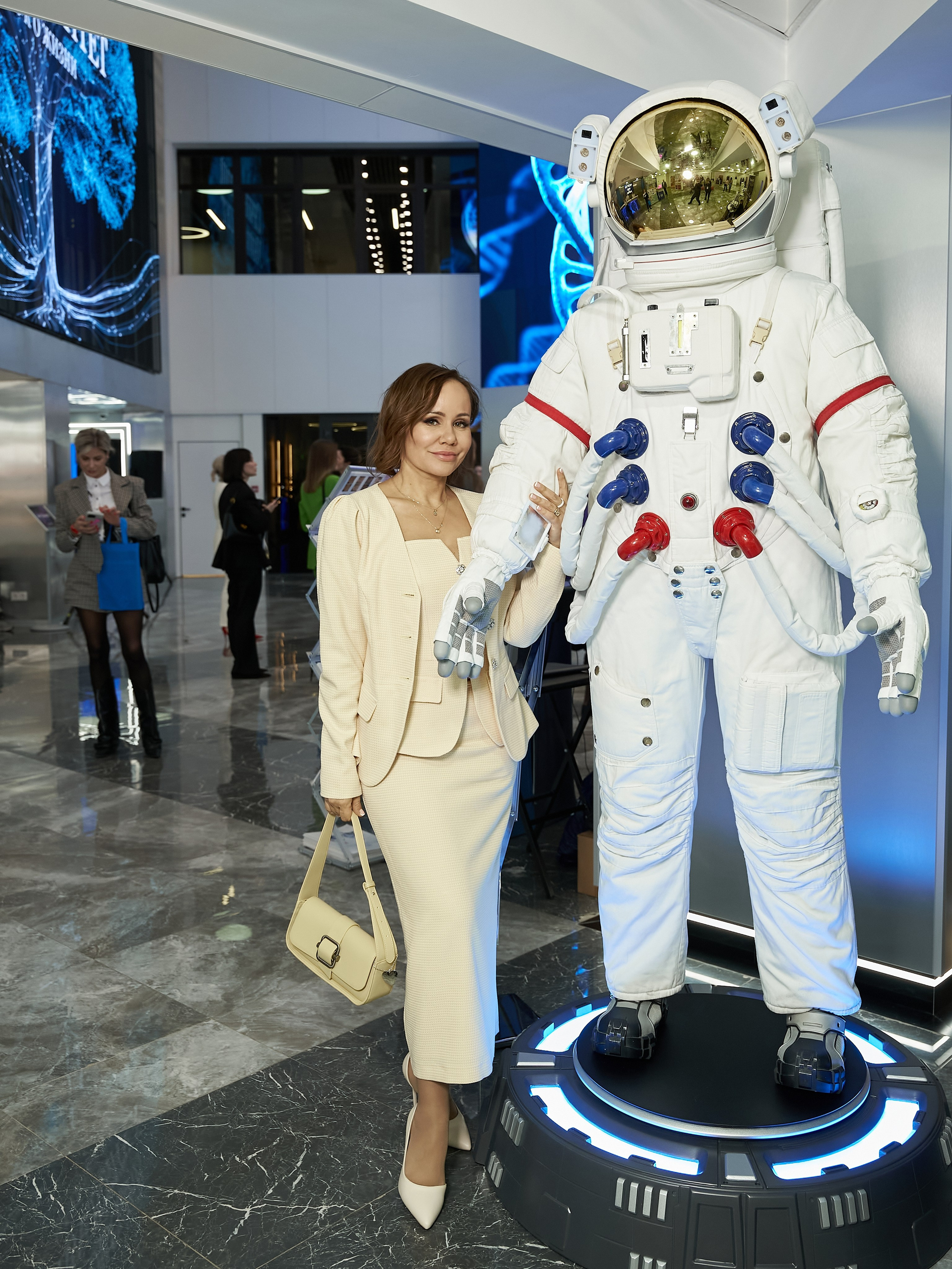 СЛУШАТЕЛИ. PRO-AGELESS