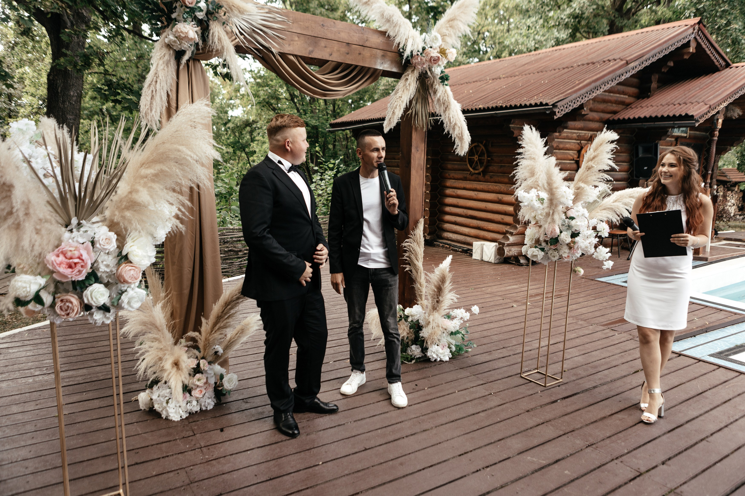 Свадебный фотограф Уфа — Руслан ГабдлисламовЖивые эмоции, красивые кадры, воспоминания на всю жизнь.Работаю по всей Республике Башкортоста. Свадебный фотограф Уфа Руслан Габдлисламов