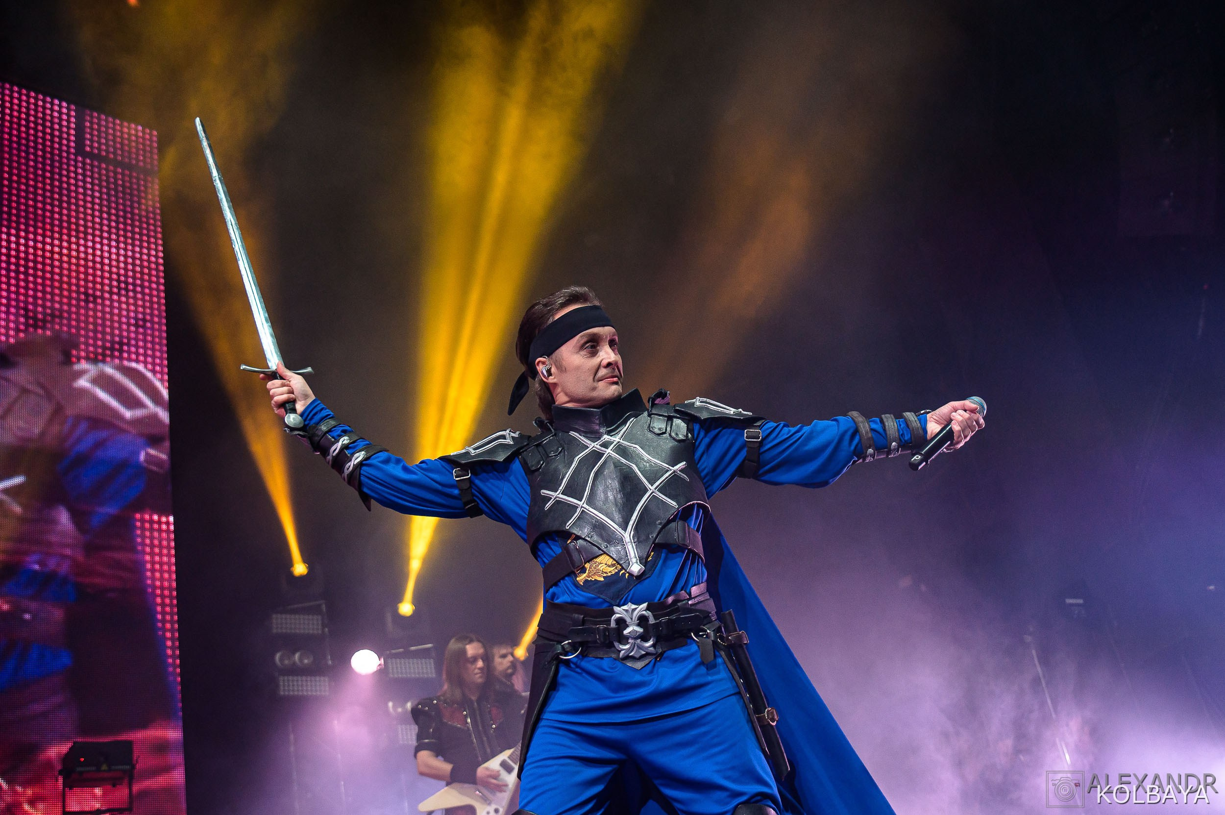 Эльфийская рукопись: Мультивселенная (20/04/2024). Концертный и театральный репортажный фотограф в Москве Александр Колбая