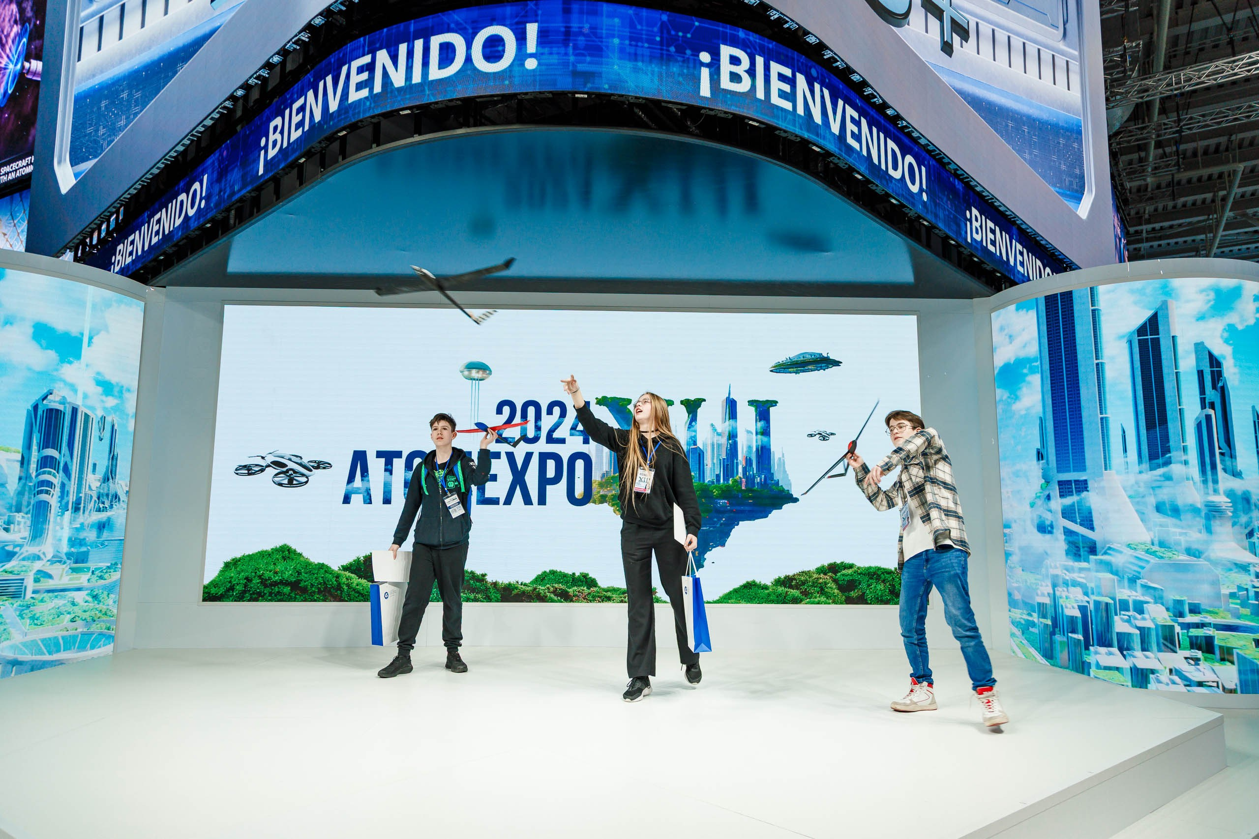 Подписания соглашений на форуме ATOM EXPO XIII 2024 в Сириусе. Репортажный фотограф в Москве, Сочи и Санкт-Петербурге