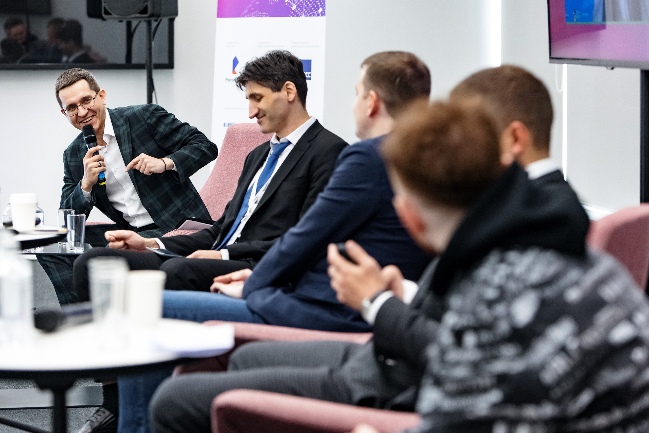 Youth RIGF. Сколково (1). Свадебный репортажный фотограф в Москве