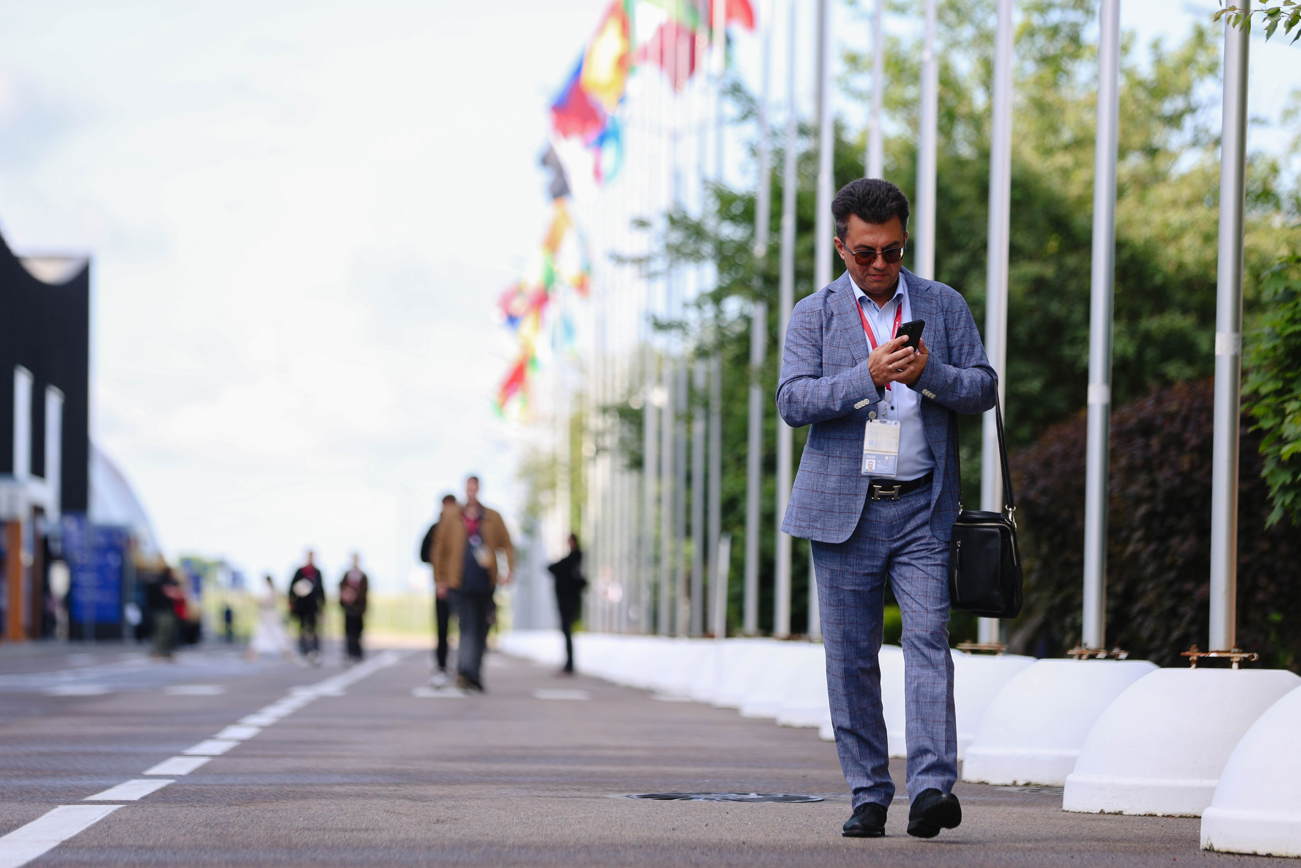 Форумы. Репортажный фотограф в Москве Арина Антонова