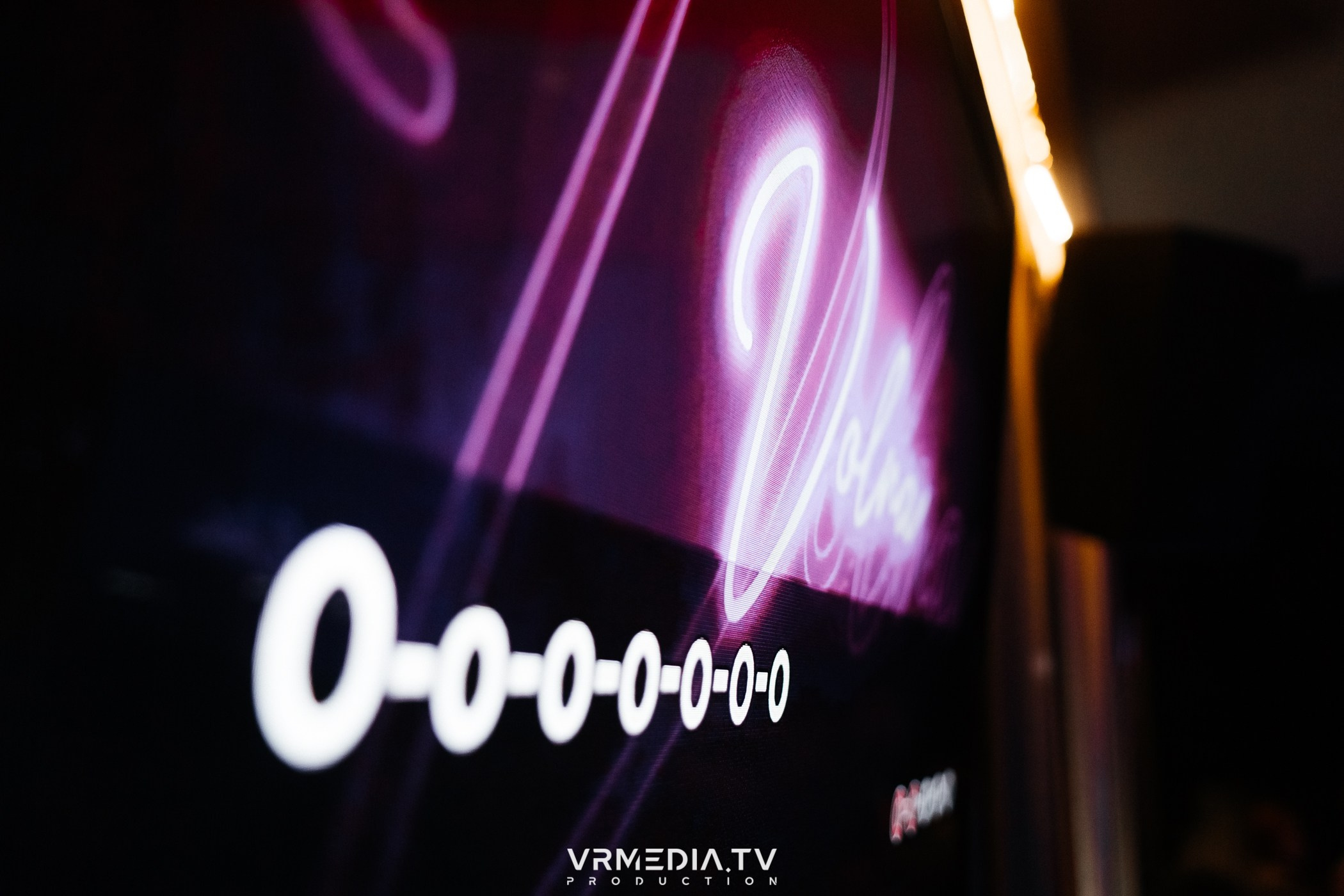 ЗИМА ХОЛОДА в караоке-баре «Volna»