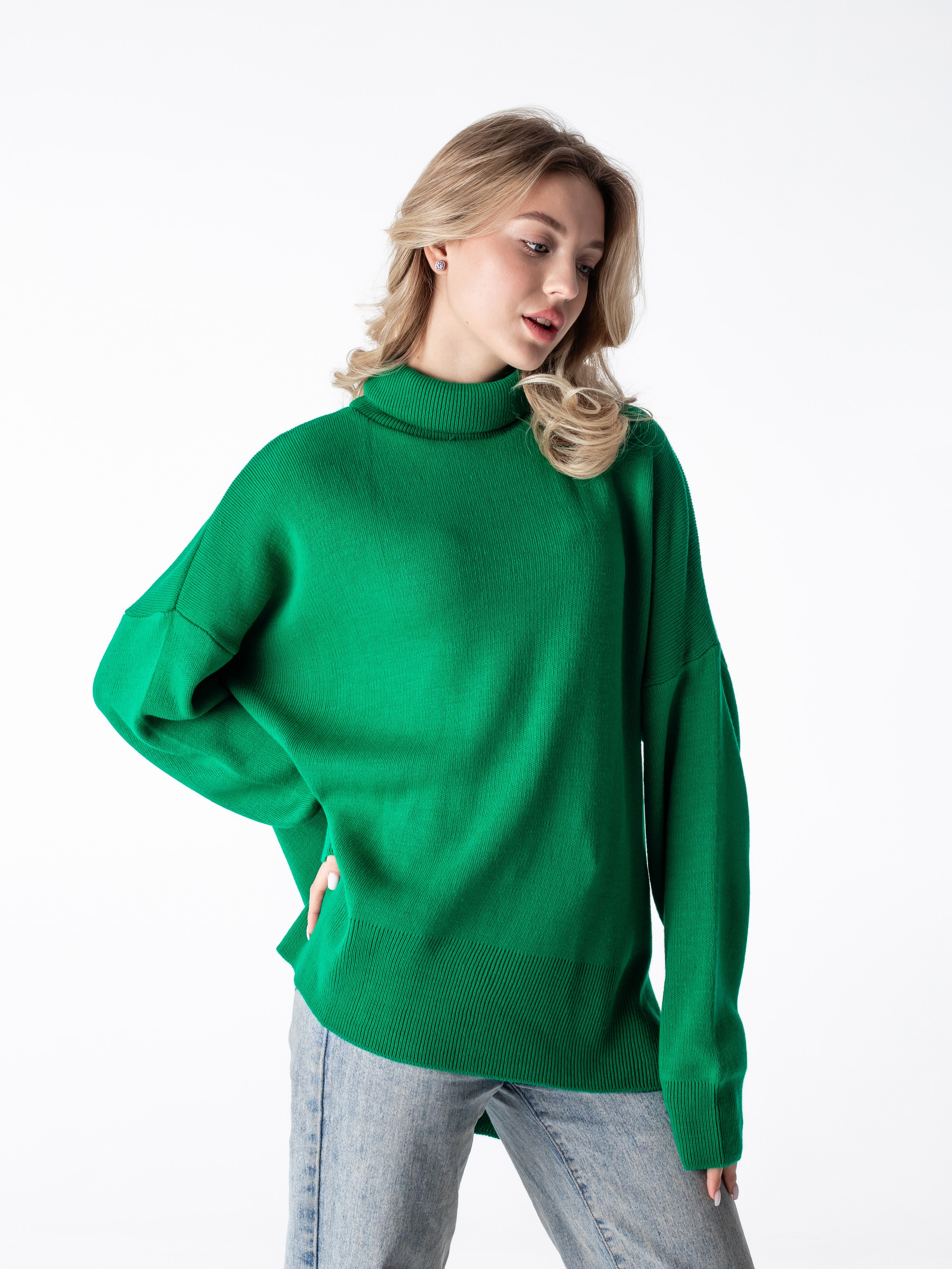 Свитер. Фотограф в Краснодаре Арина Кудряшова