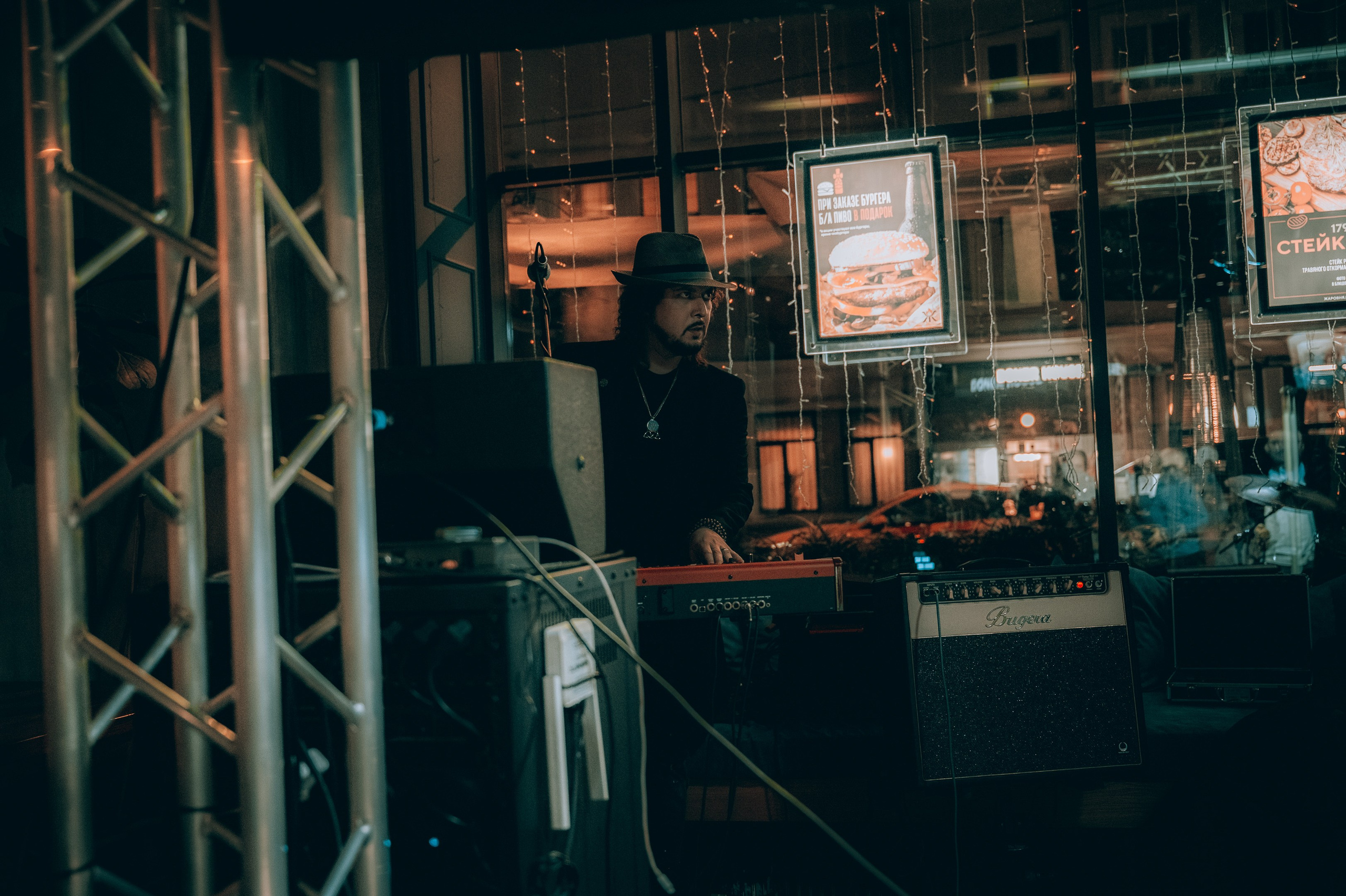 Андрей Храмов Бэнд «Классика зарубежного рока» (26.09.2025, ресторан Жаровня). Photographer in Moscow Anna Chistiakova