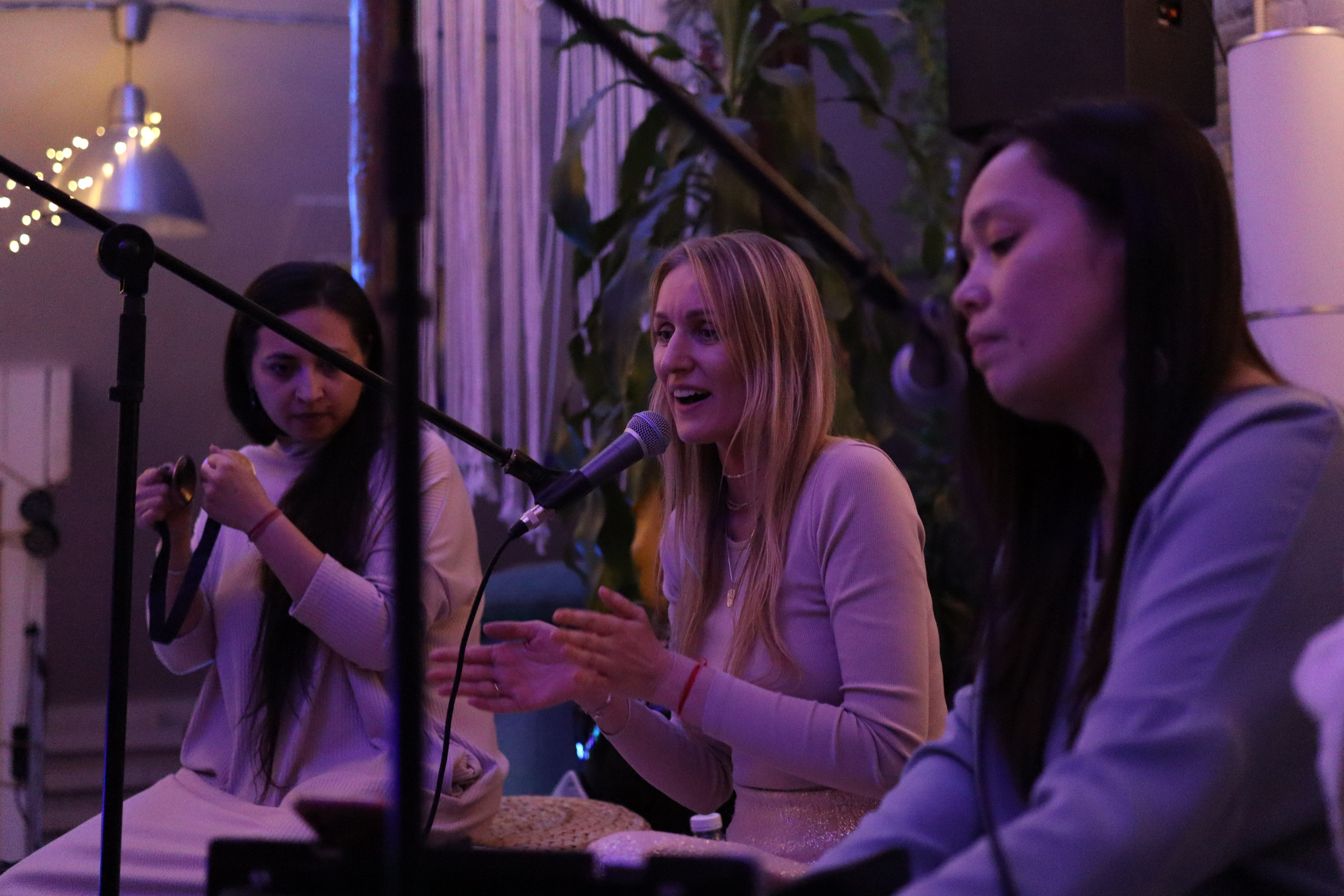 Bhakti Mantra. Photo Ninja