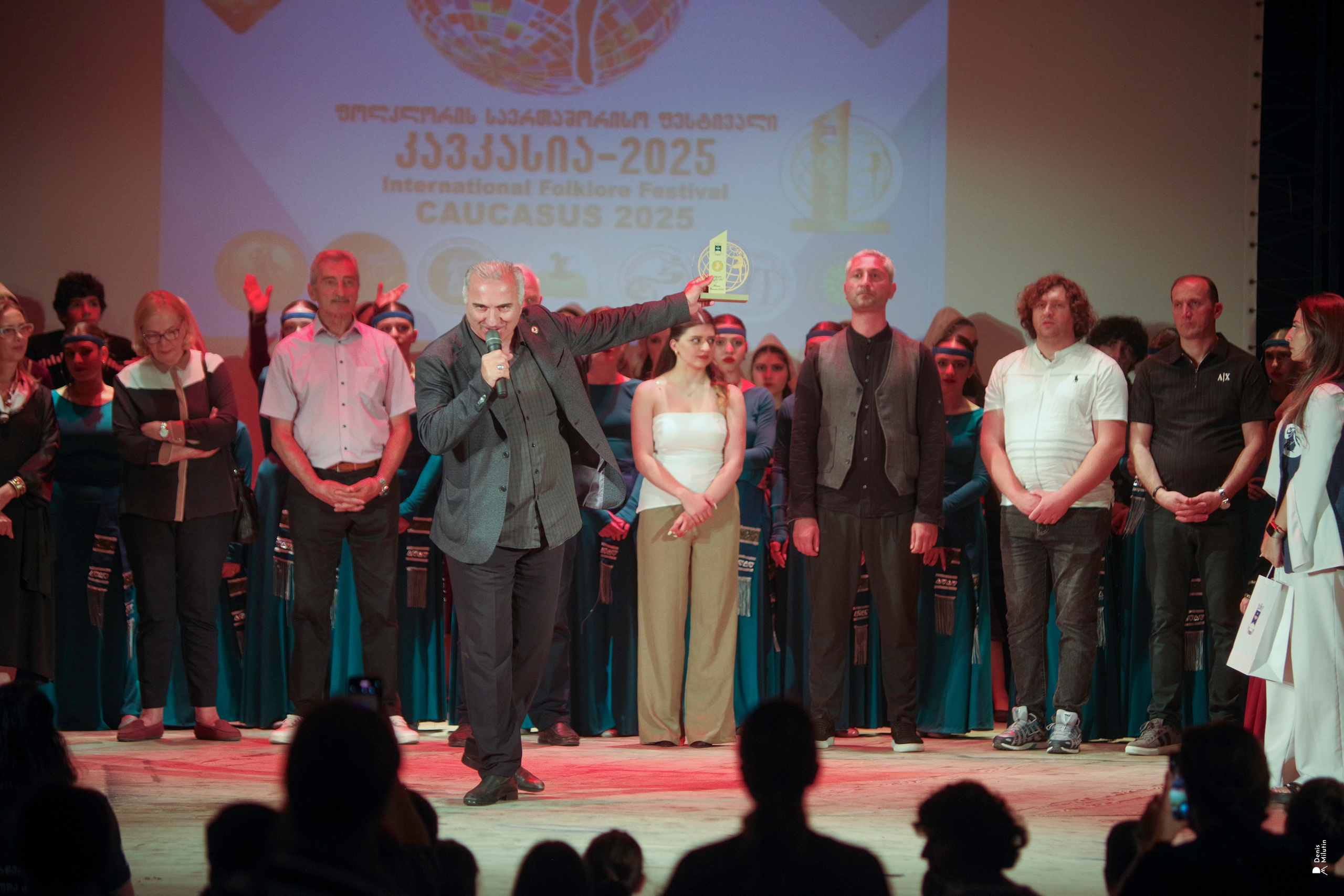 Танцы в прекрасном Они. Портретный фотограф Денис Милютин