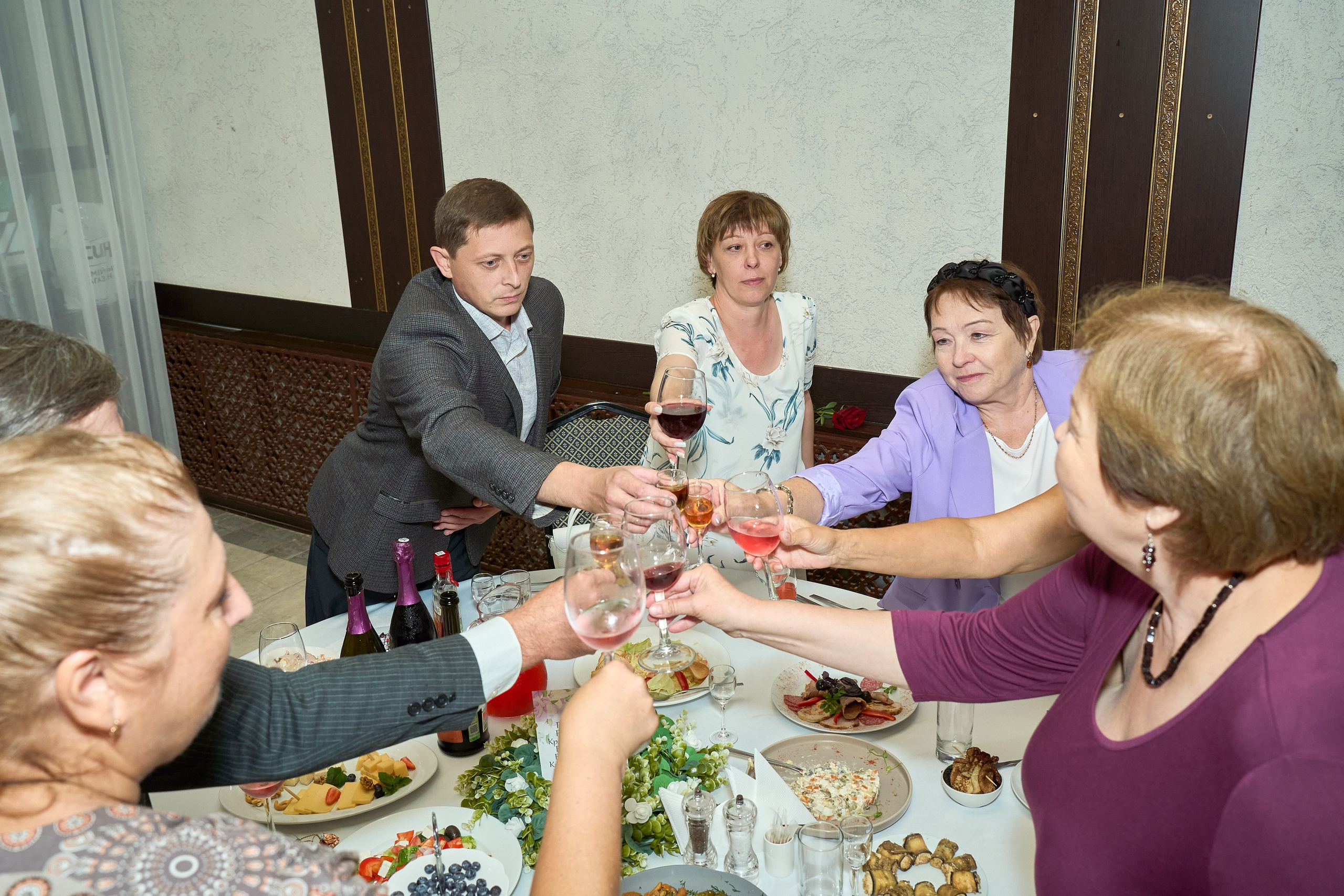 Свадебный банкет. Репортажный и портретный фотограф в Томске Ларионов Артём